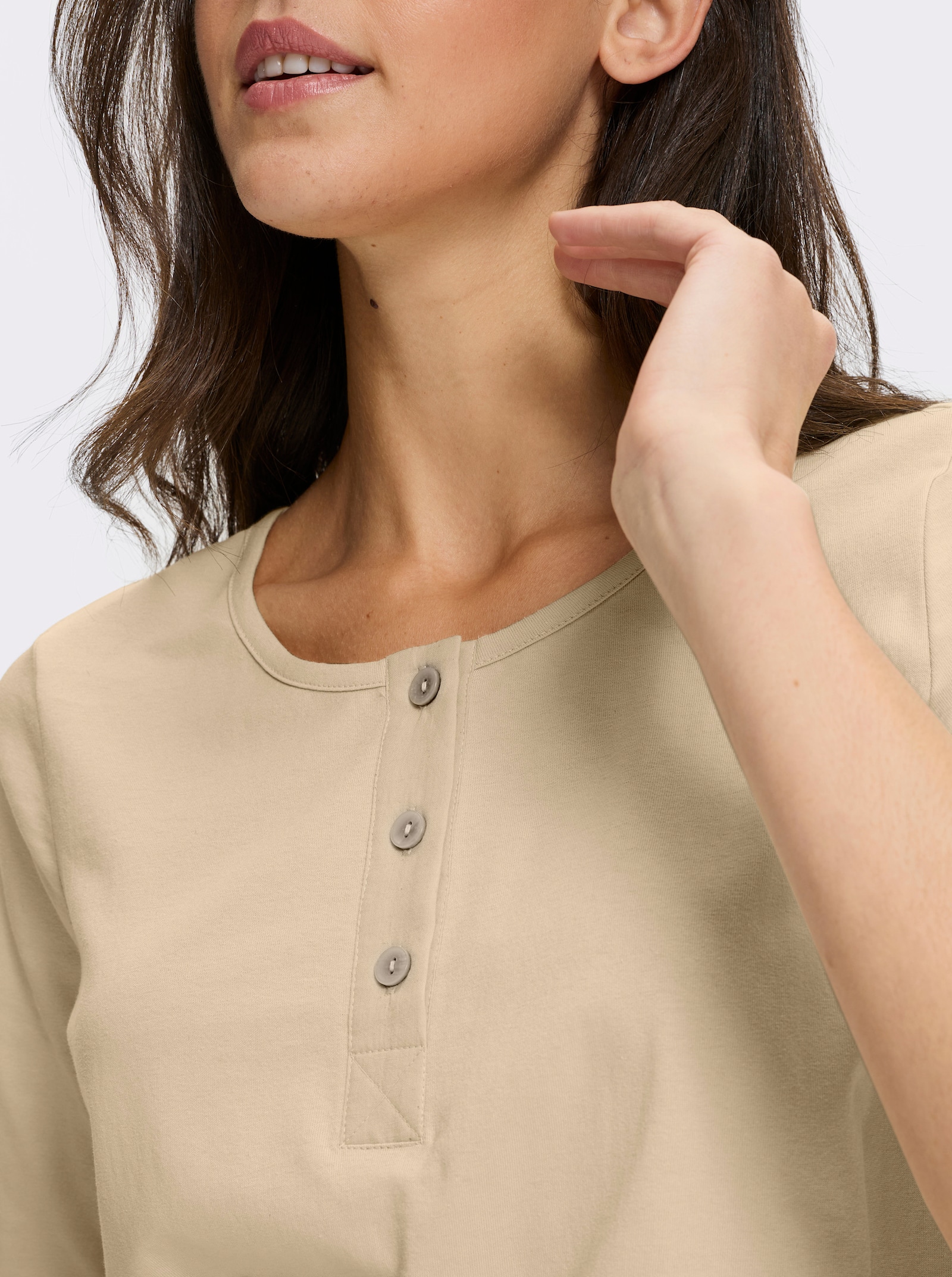 heine Shirt mit kurzer Knopfleiste - sand