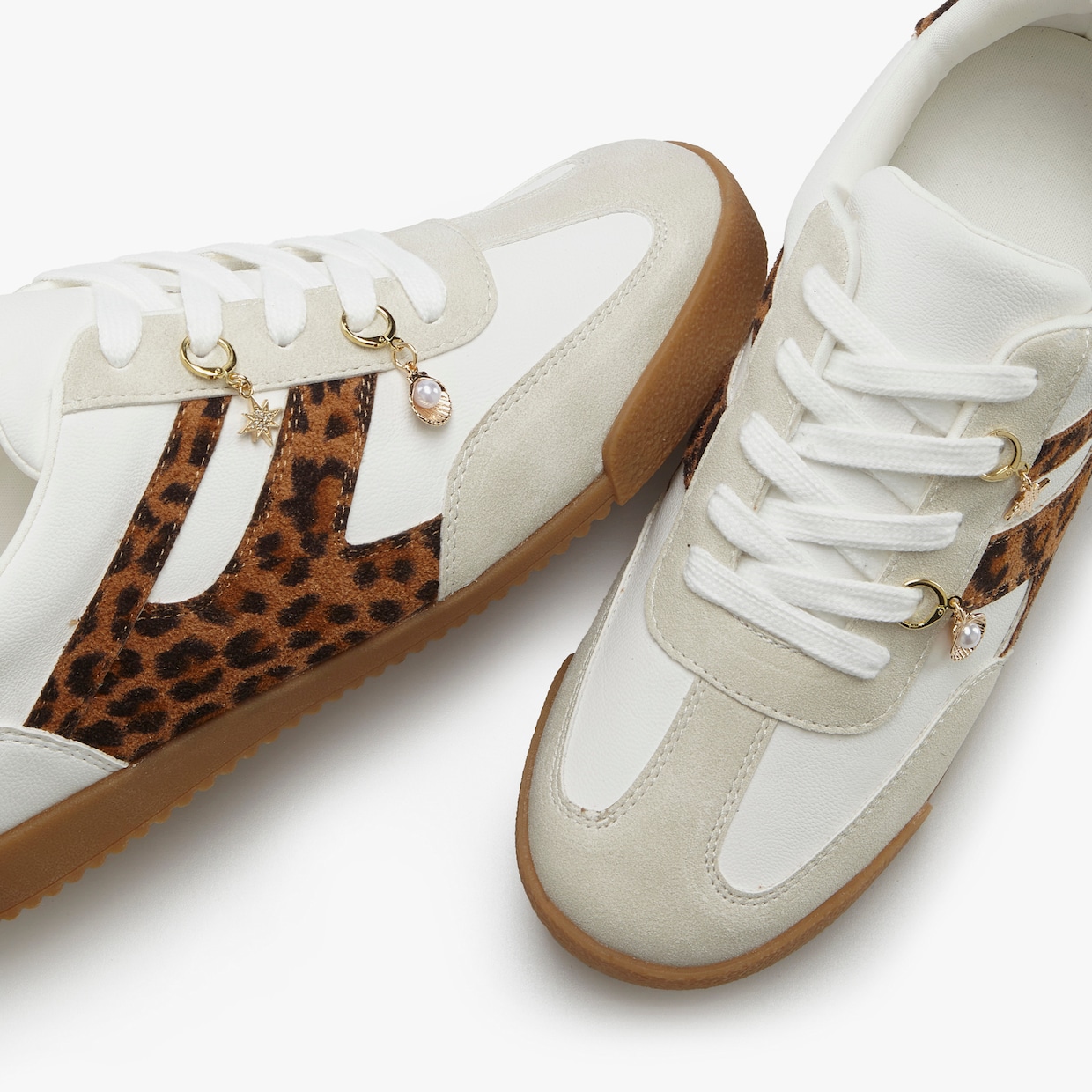 LASCANA Baskets - blanc/léopard