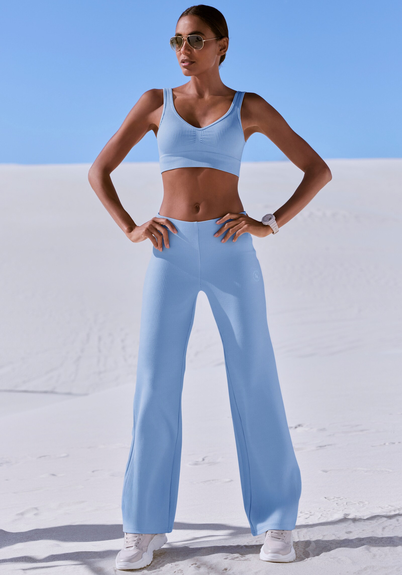 LASCANA ACTIVE Sporthose - hellblau