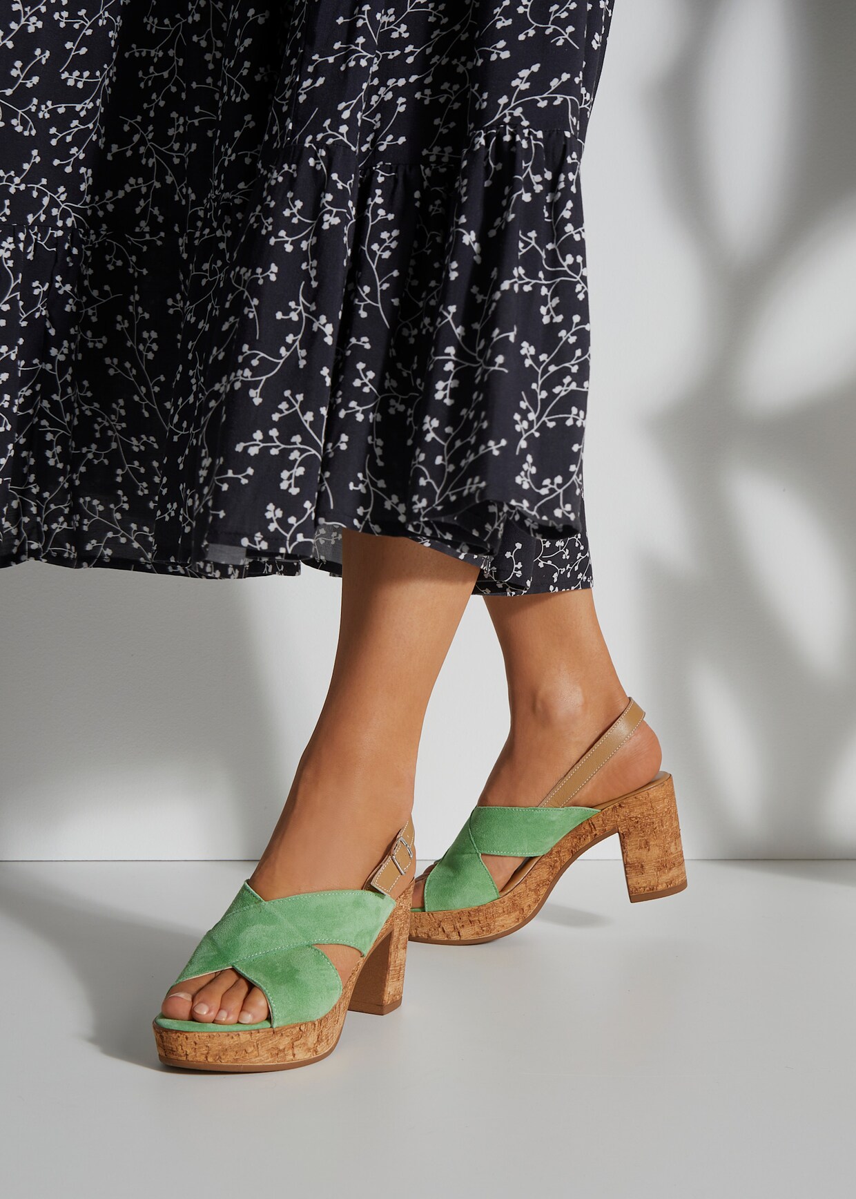 LASCANA Sandalette - grün