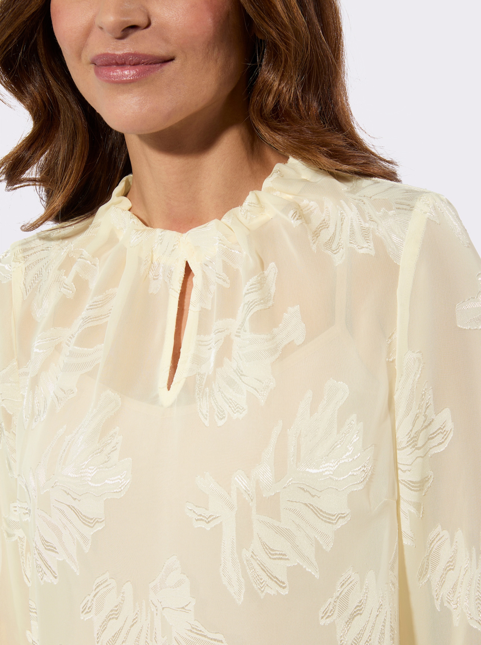 Langarm-Bluse mit Falten am Ausschnitt - champagner