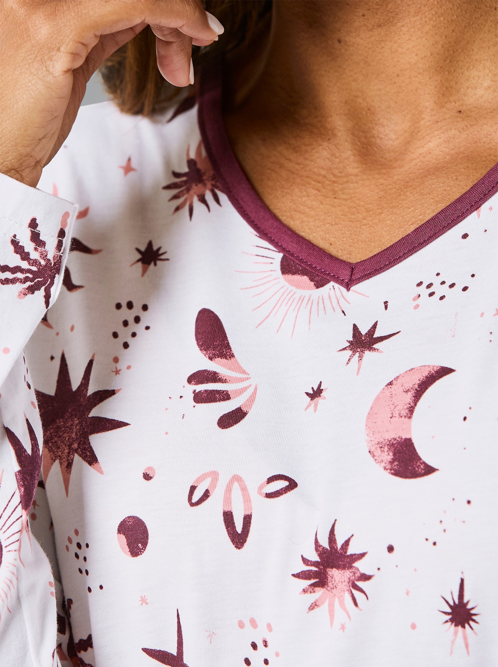 wäschepur Langarm-Sleepshirt in leichter A-Form - ecru-burgund-bedruckt
