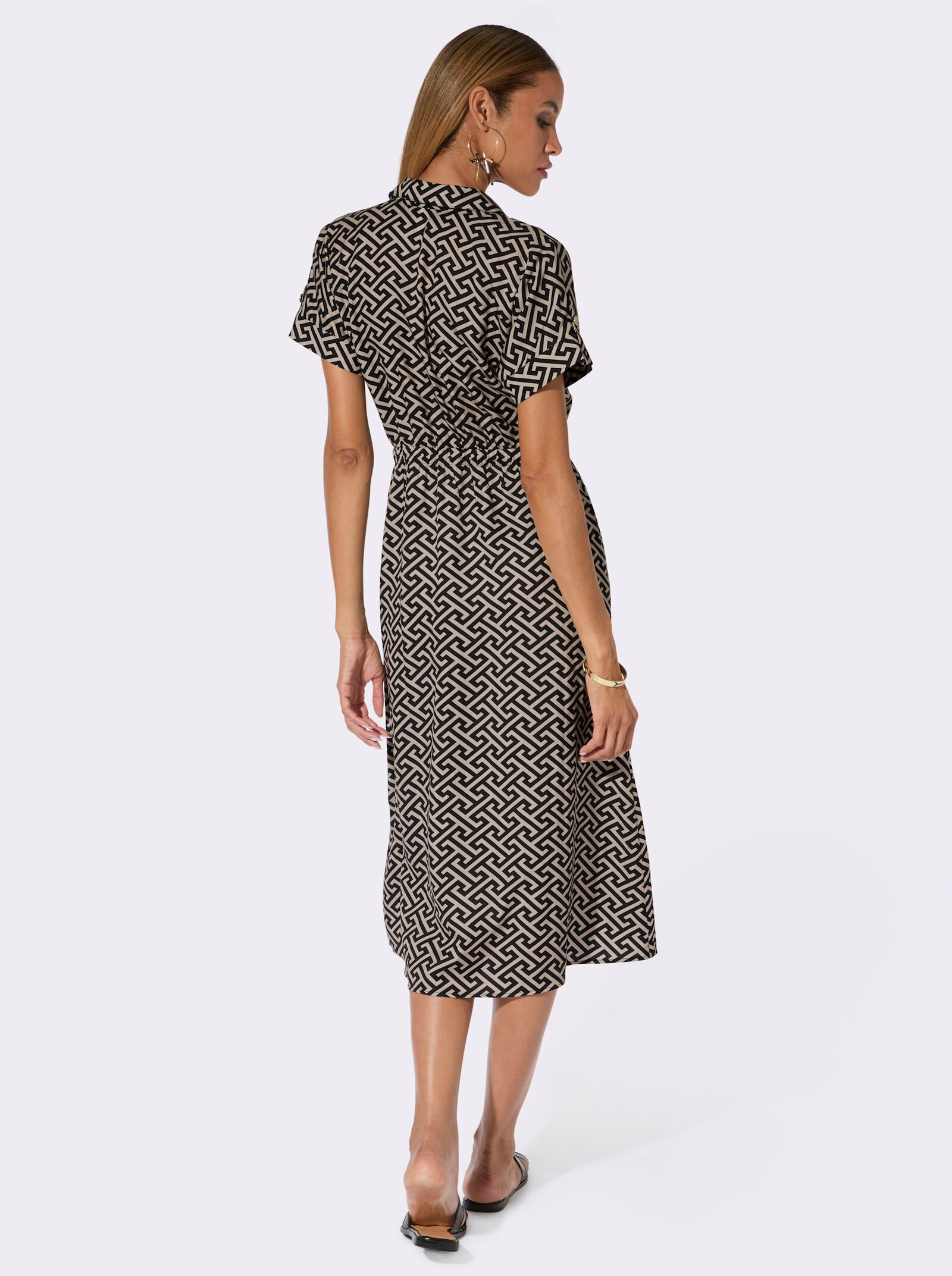 Webkleid mit Brust-Pattentaschen - schwarz-sand-bedruckt