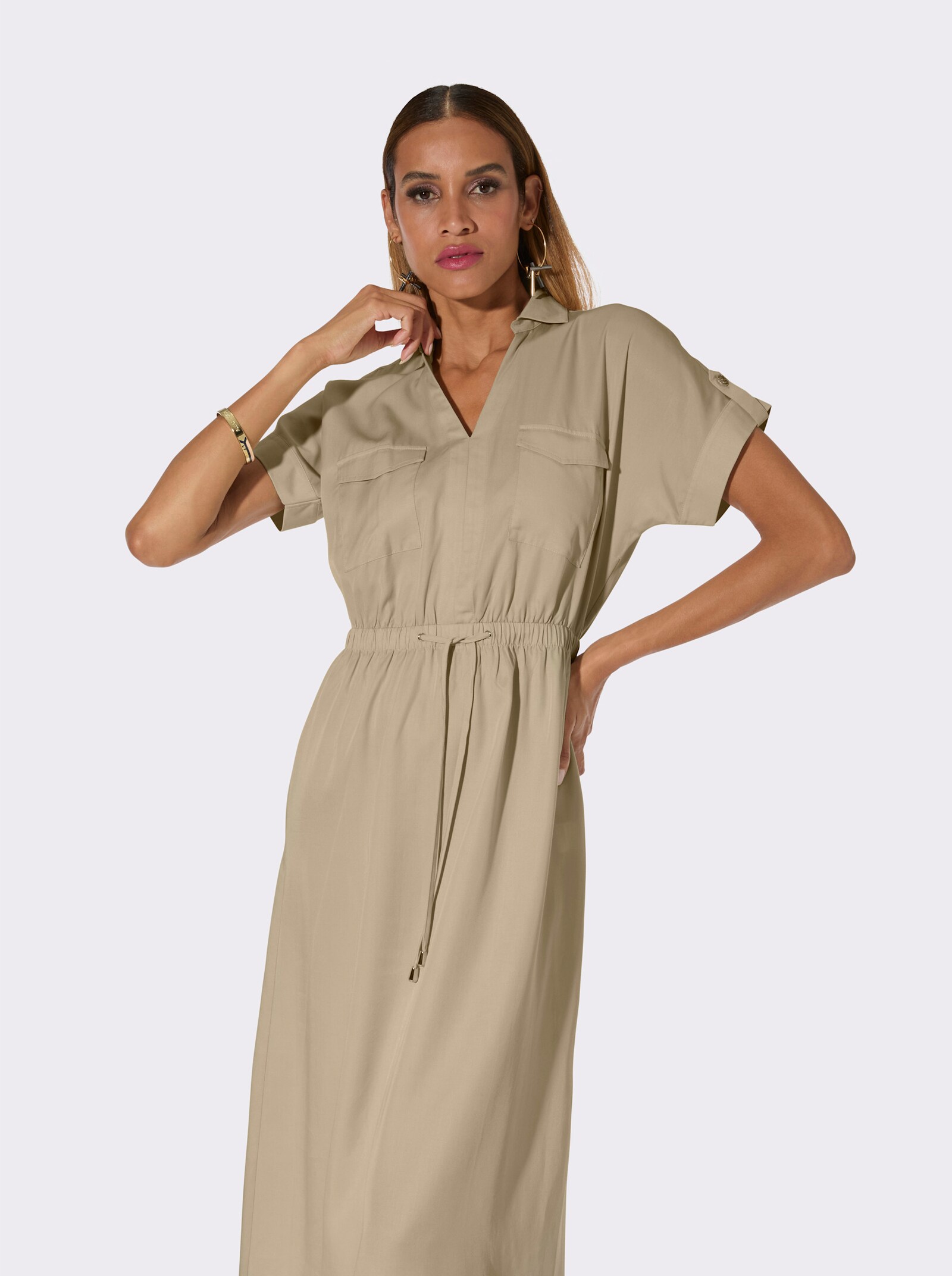Webkleid mit Brust-Pattentaschen - sand