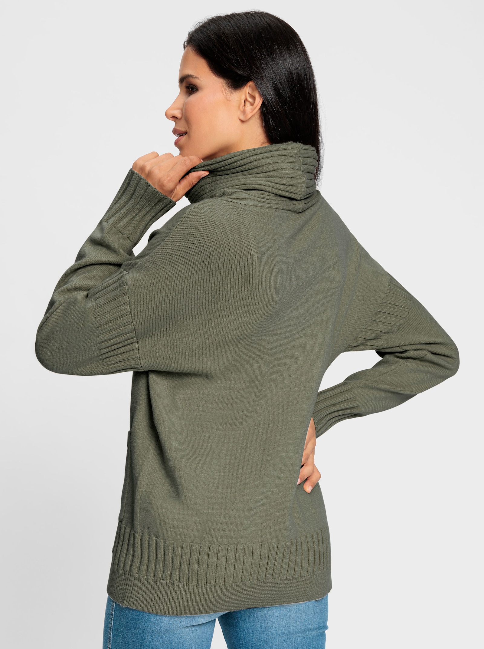 heine Rollkragenpullover mit aufgesetzten Taschen - khaki