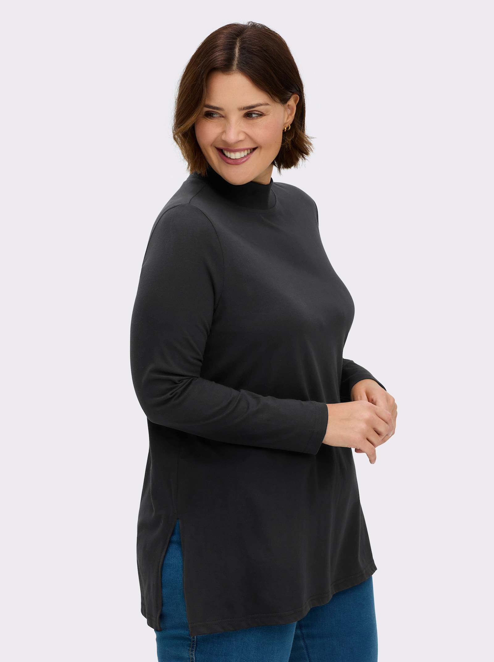 Longshirt mit hohen Seitenschlitzen - schwarz