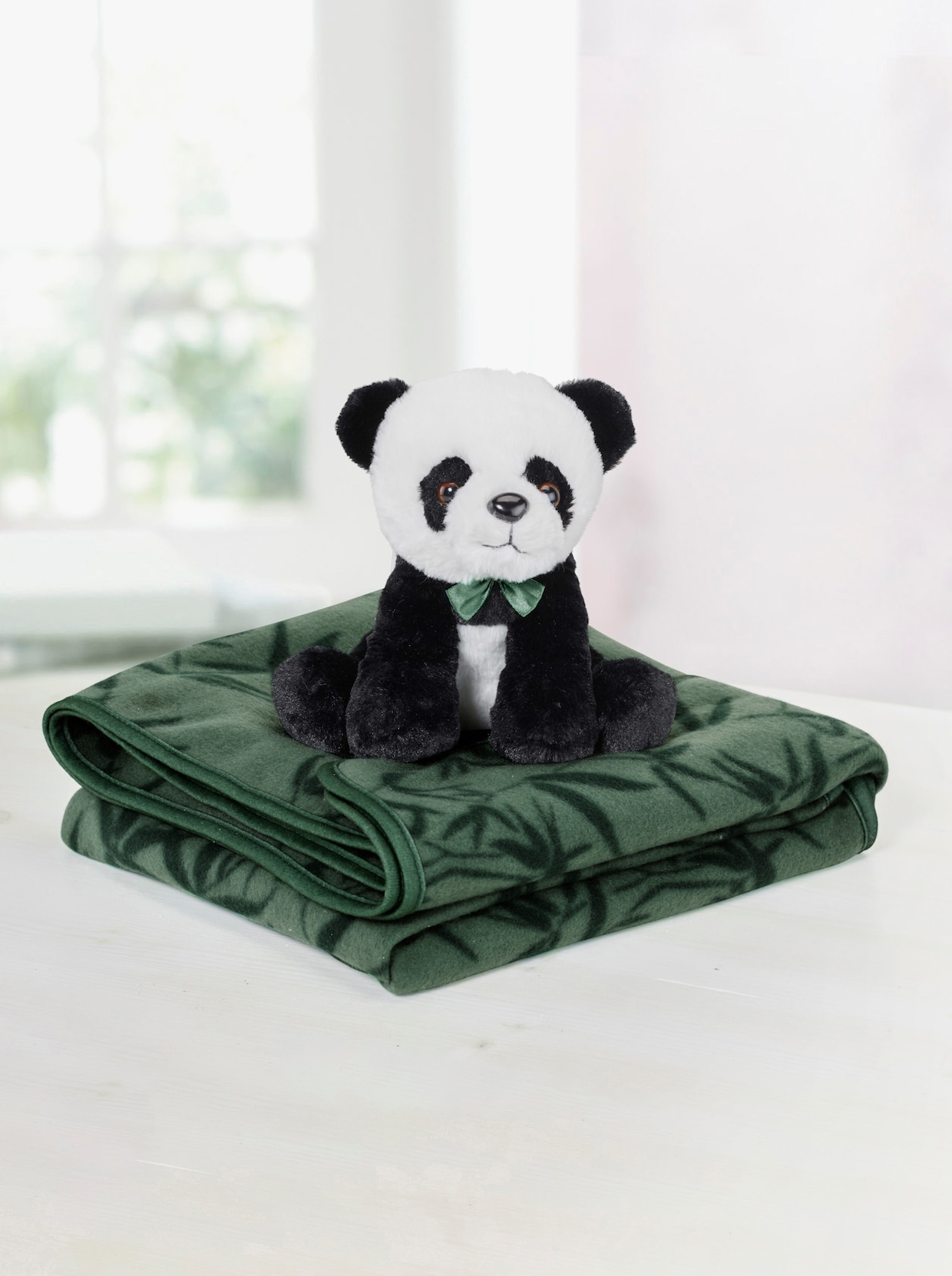 Decke mit Pandabär - grün