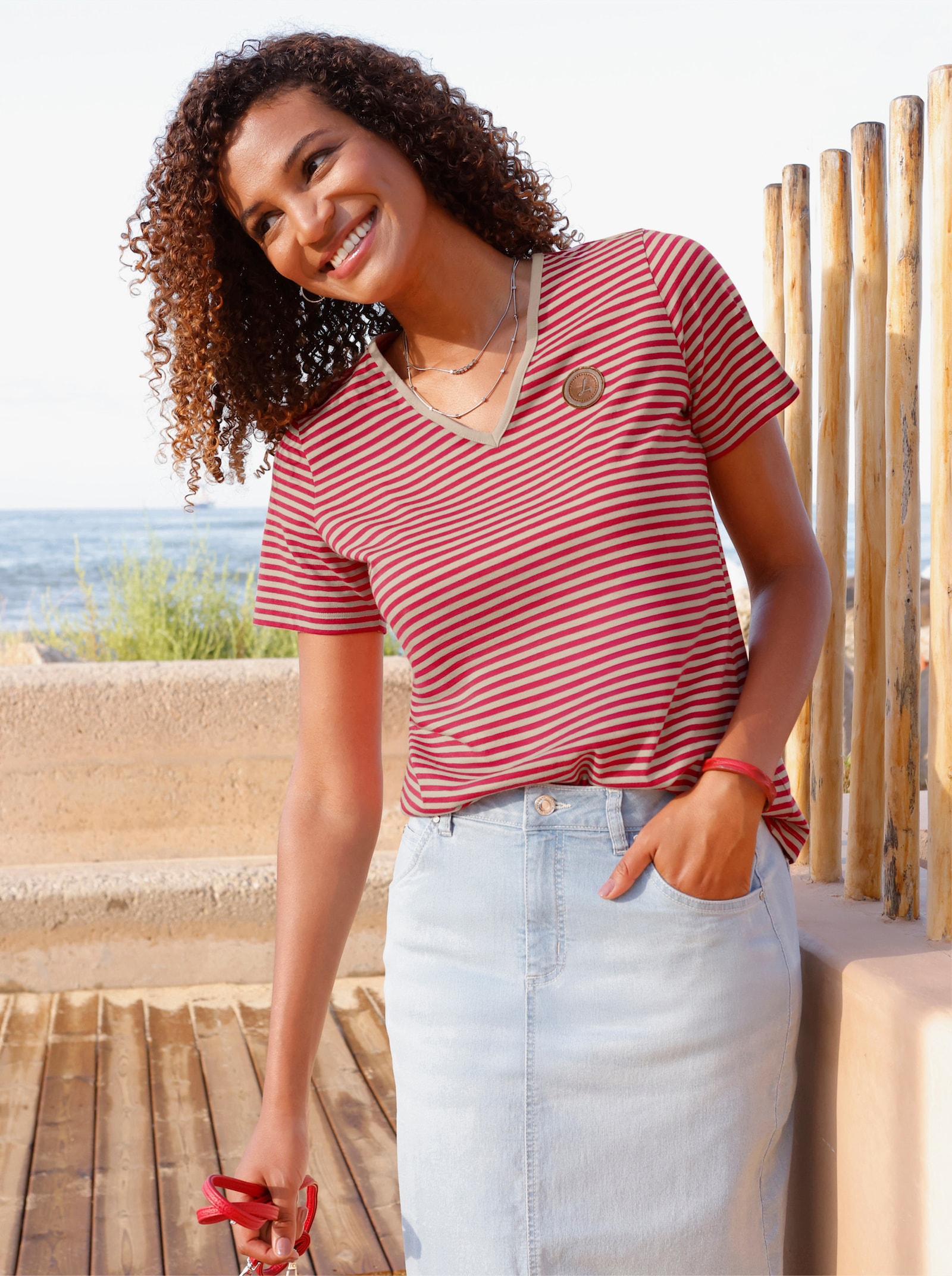 Ringelshirt aus reiner Baumwolle - erdbeere-sand-geringelt