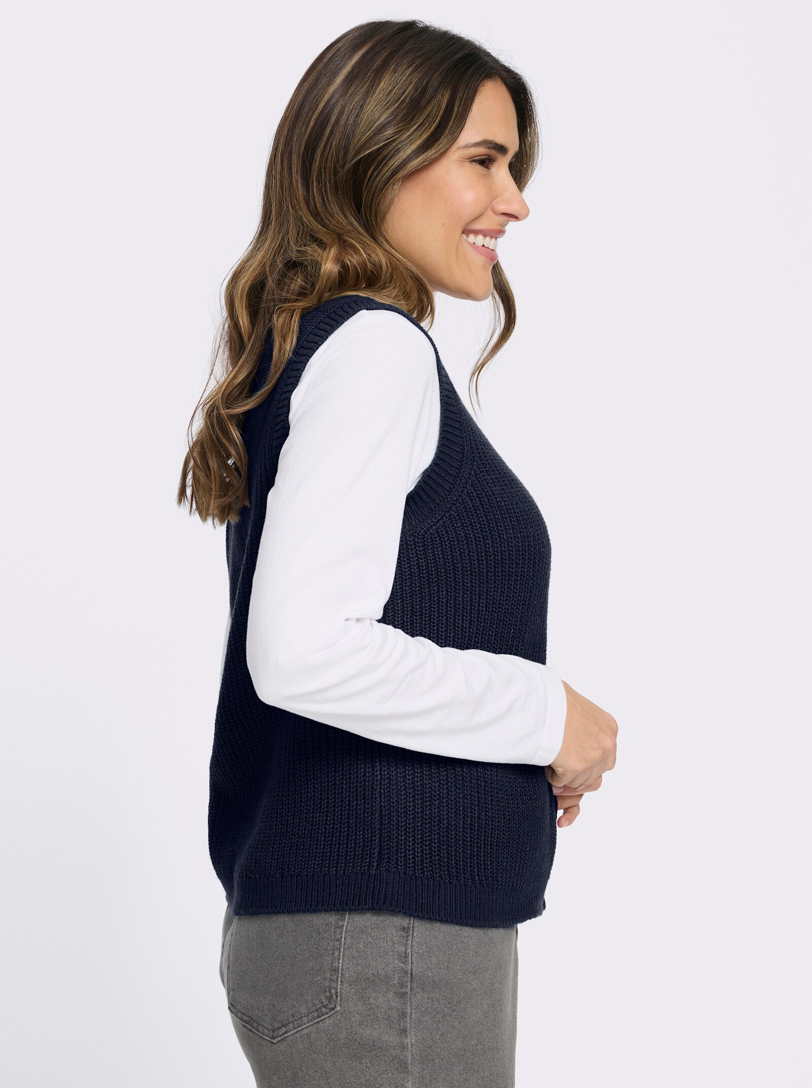 Strickweste in verkürzter Form - marine