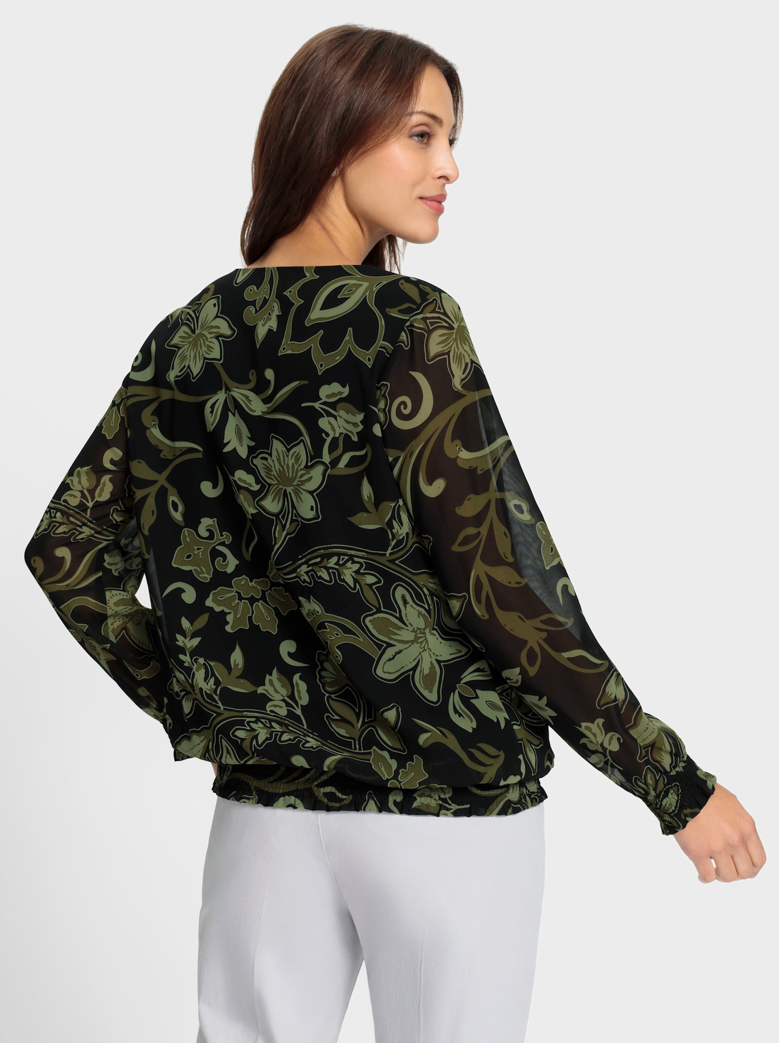 Georgettebluse mit gesmokten Bündchen - schwarz-oliv-bedruckt