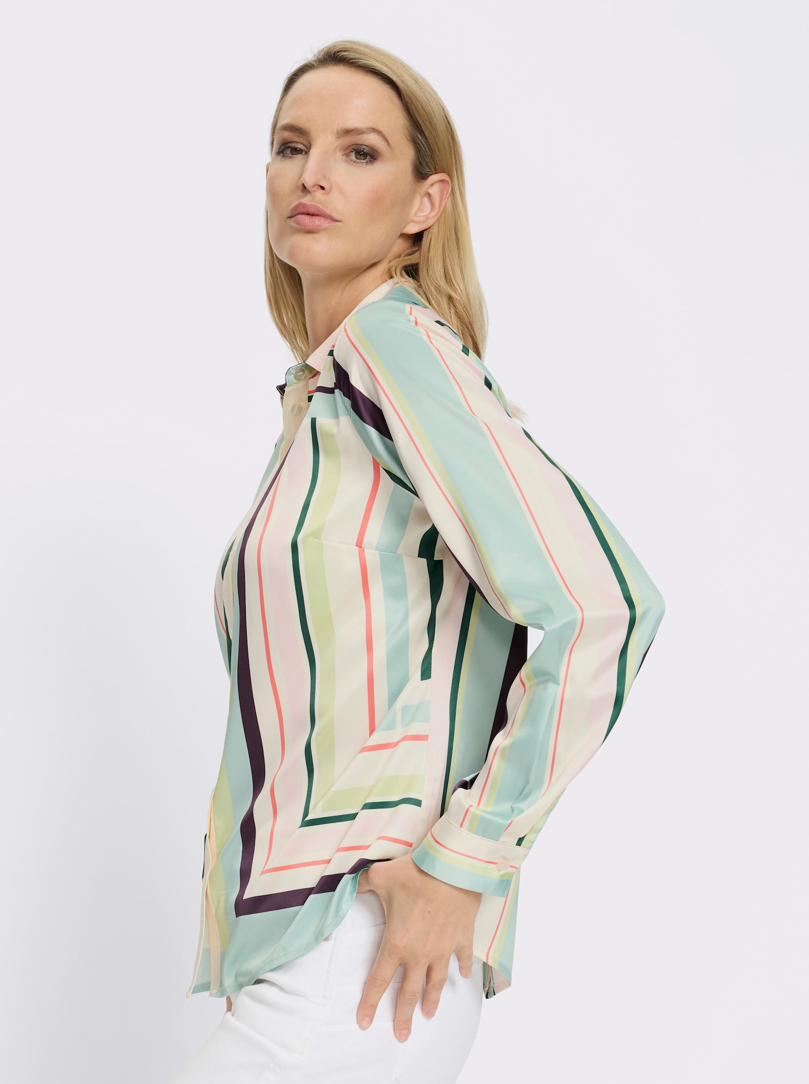 heine Druckbluse mit grafischem Dessin - kalkmint-hellrosé-bedruckt