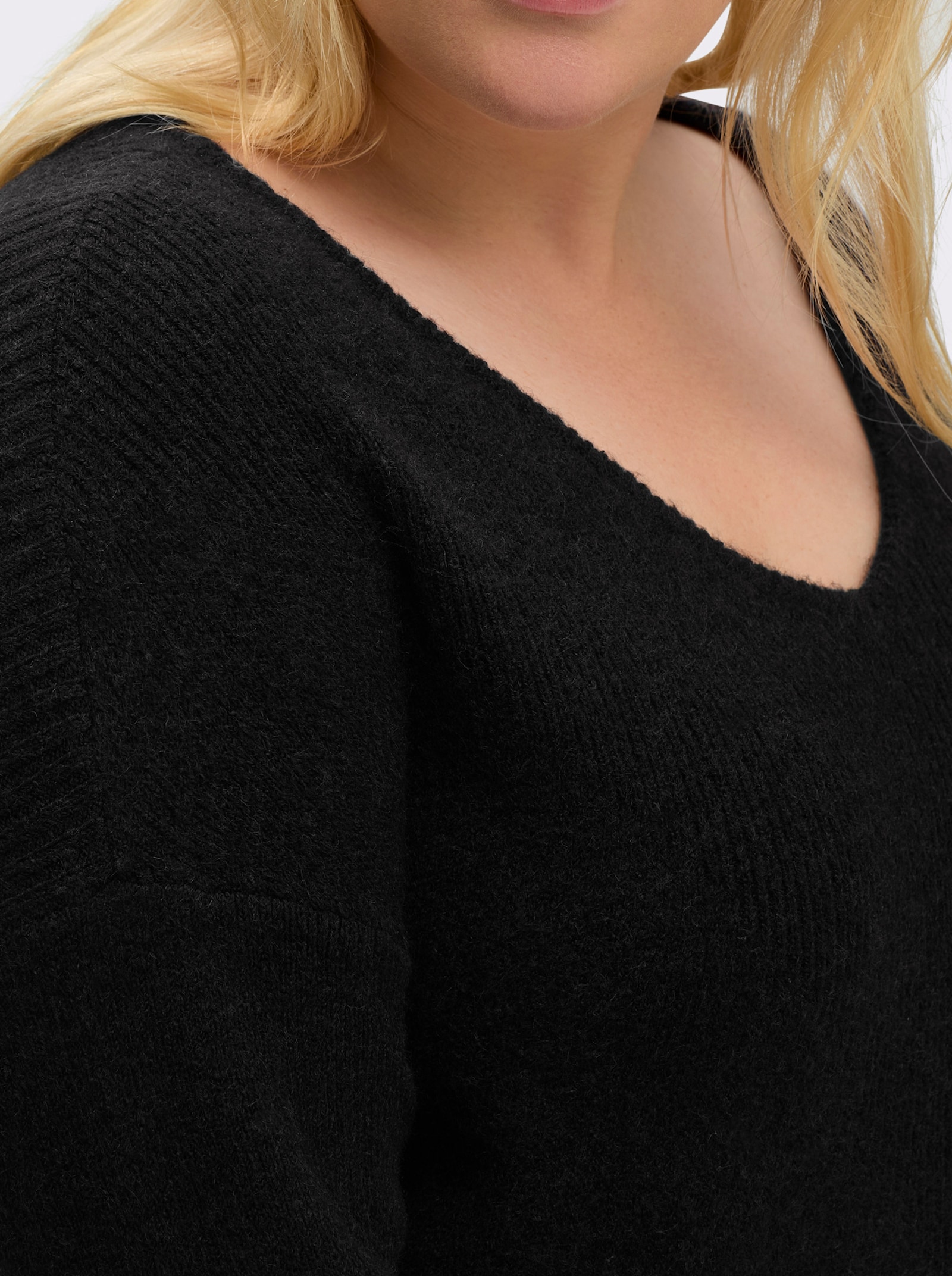 sheego Pullover in Rippstruktur - tiefblau-meliert