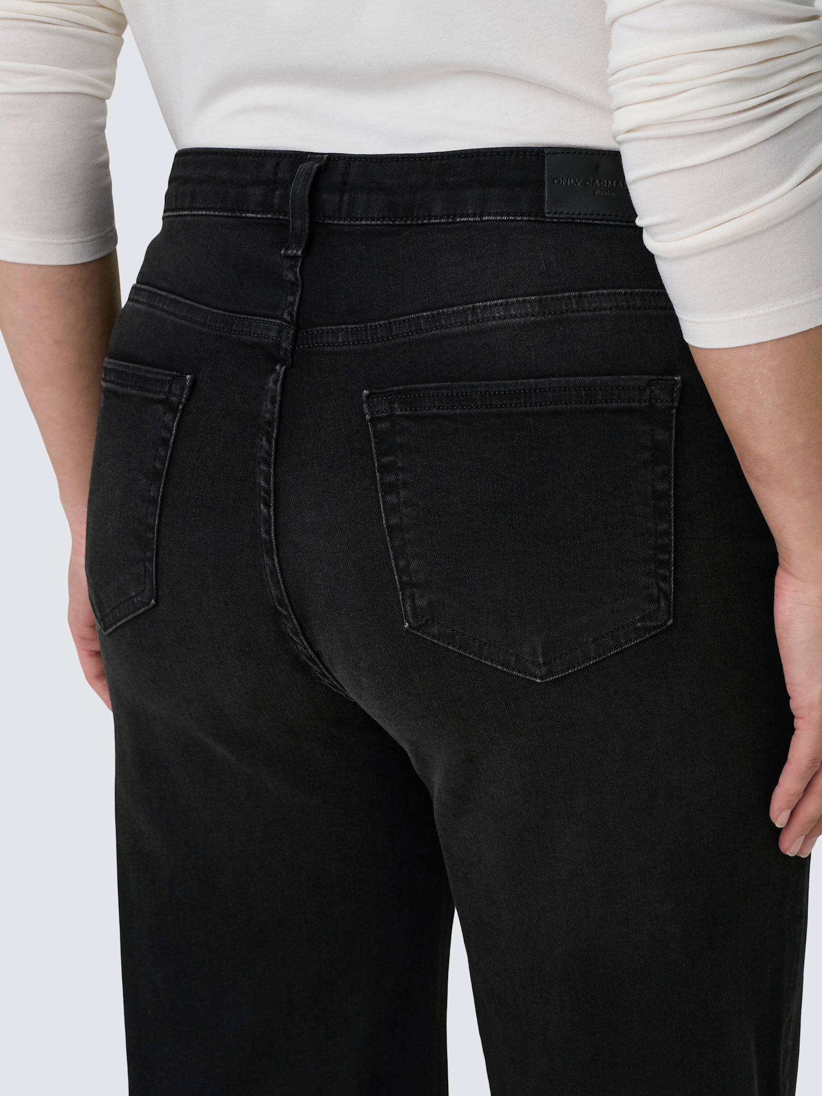 High-waist-Jeans - black denim