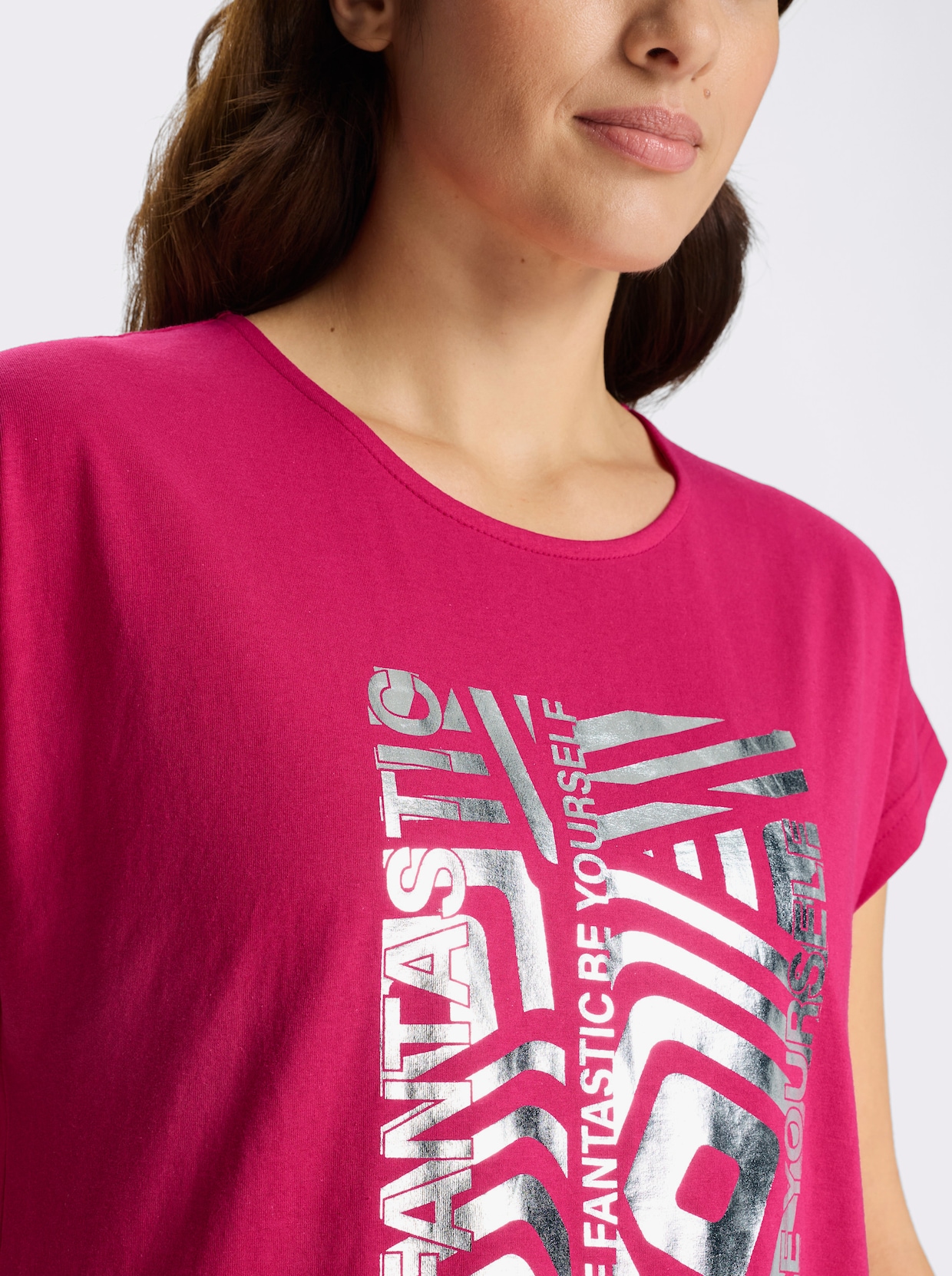 Kurzarmshirt mit Foliendruck - pink
