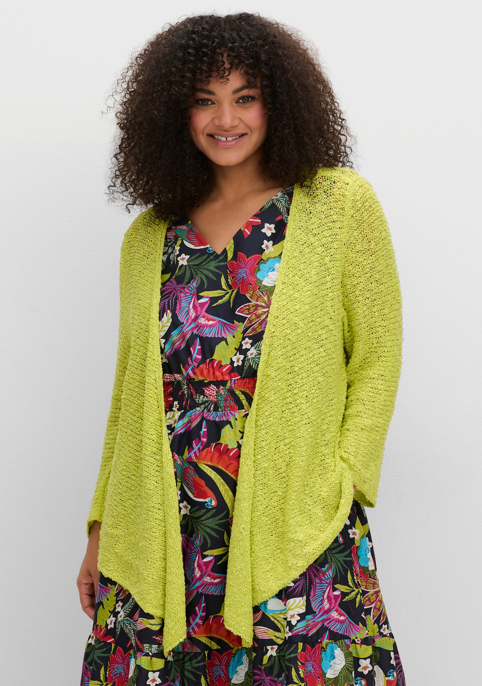 sheego by Joe Browns Strickjacke im Häkel-Look, mit Zipfelsaum - limone