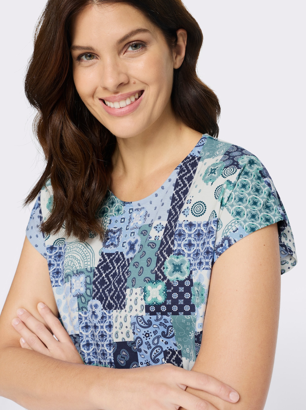 Print-Shirt mit überschnittenen Schultern - ecru-jade-bedruckt