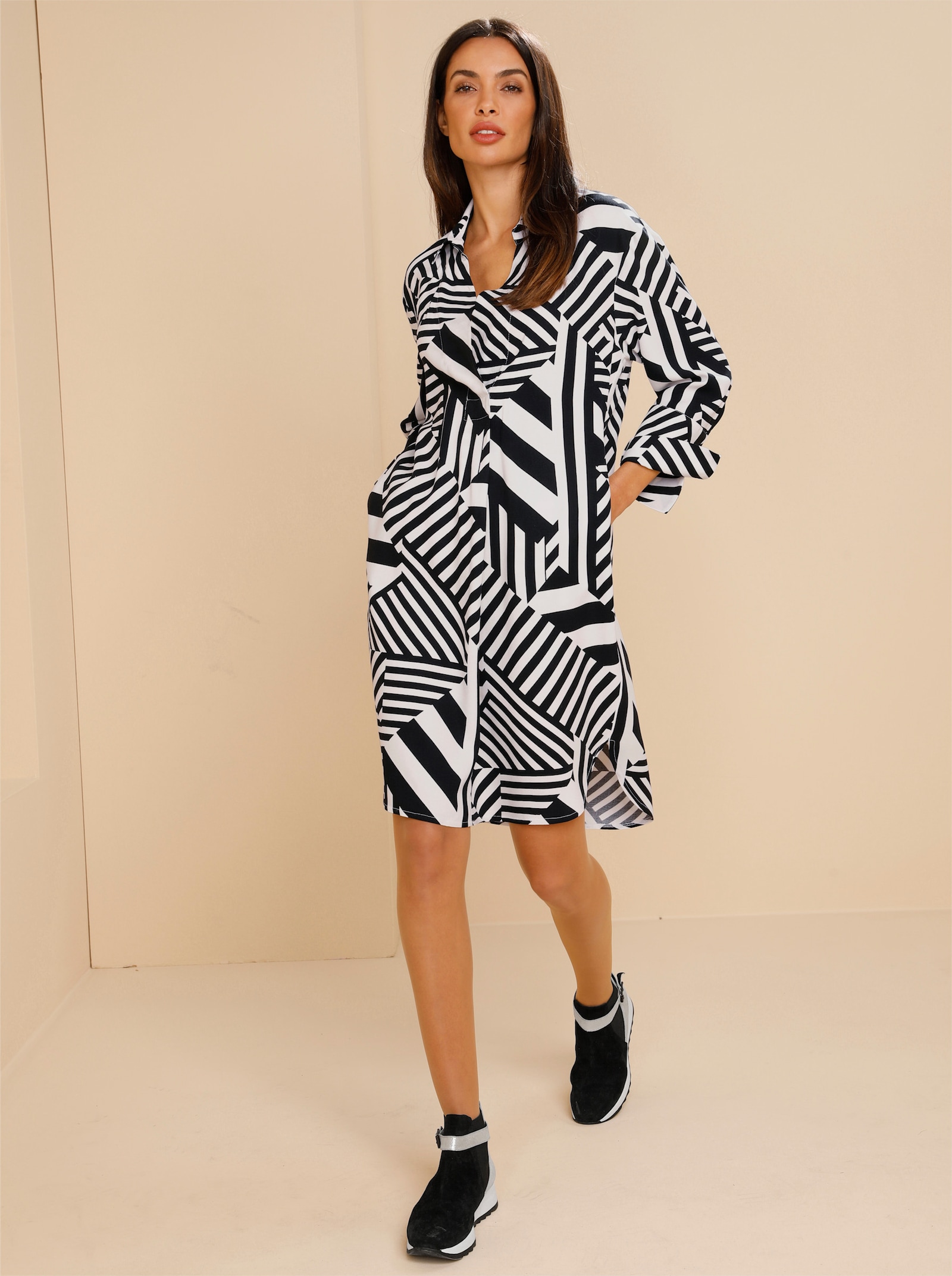 heine Druckkleid aus reiner Viskose - schwarz-weiss-gestreift