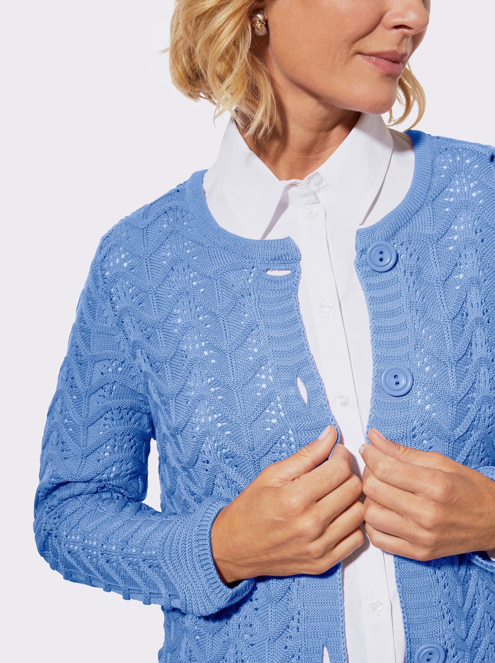 Vest in ajourpatroon - hemelsblauw