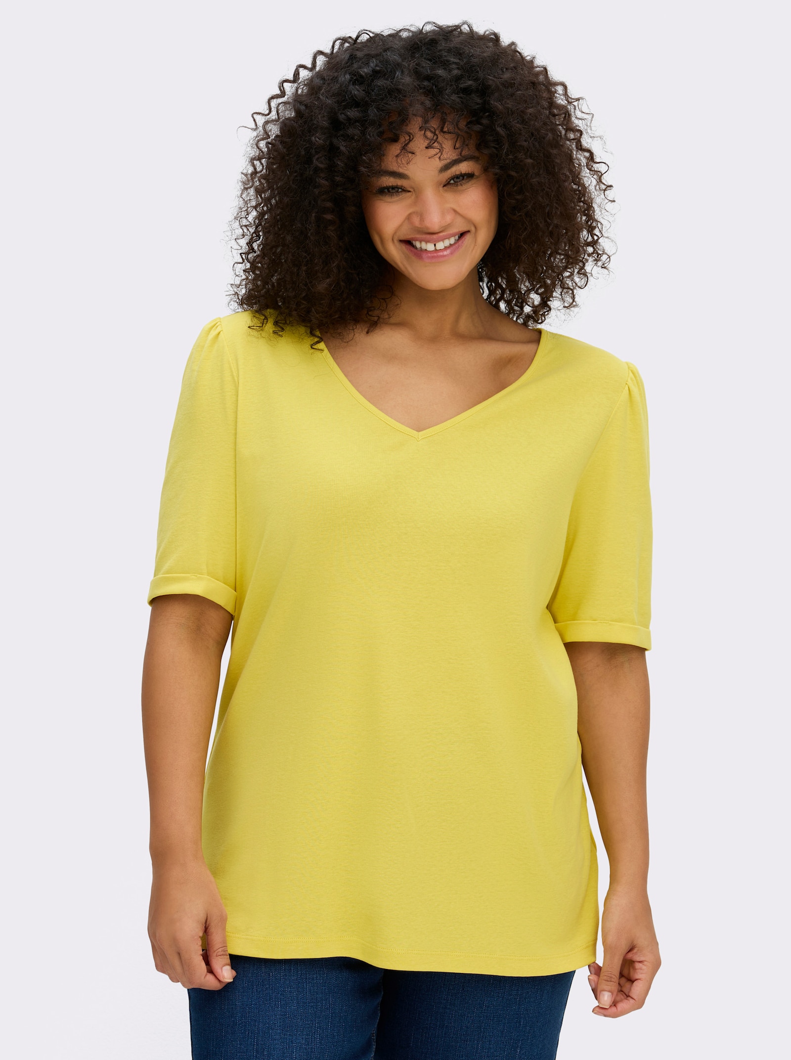 sheego V-Shirt in leicht taillierter Form - limone