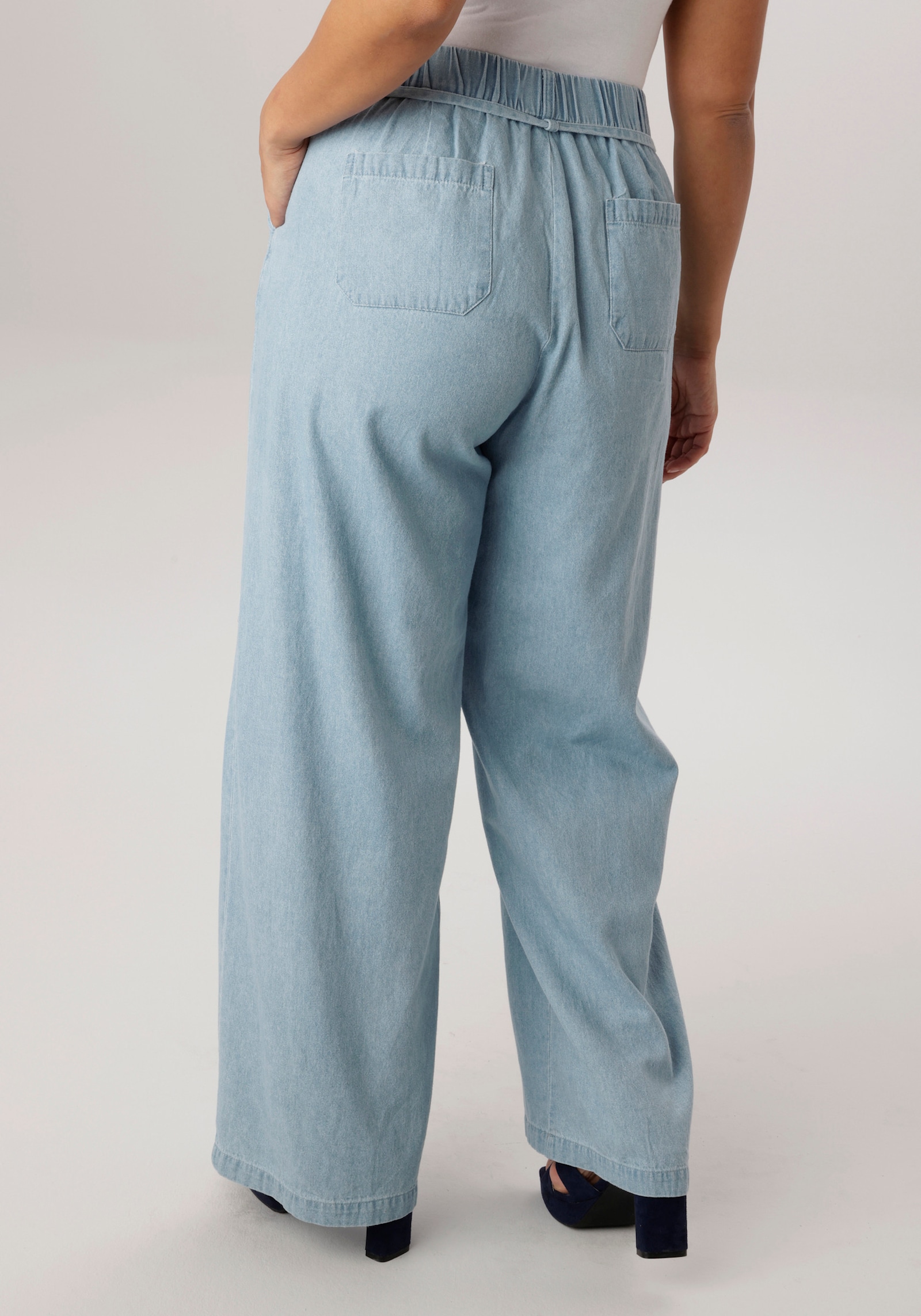 Aniston PLUS Weite Jeans - bleached