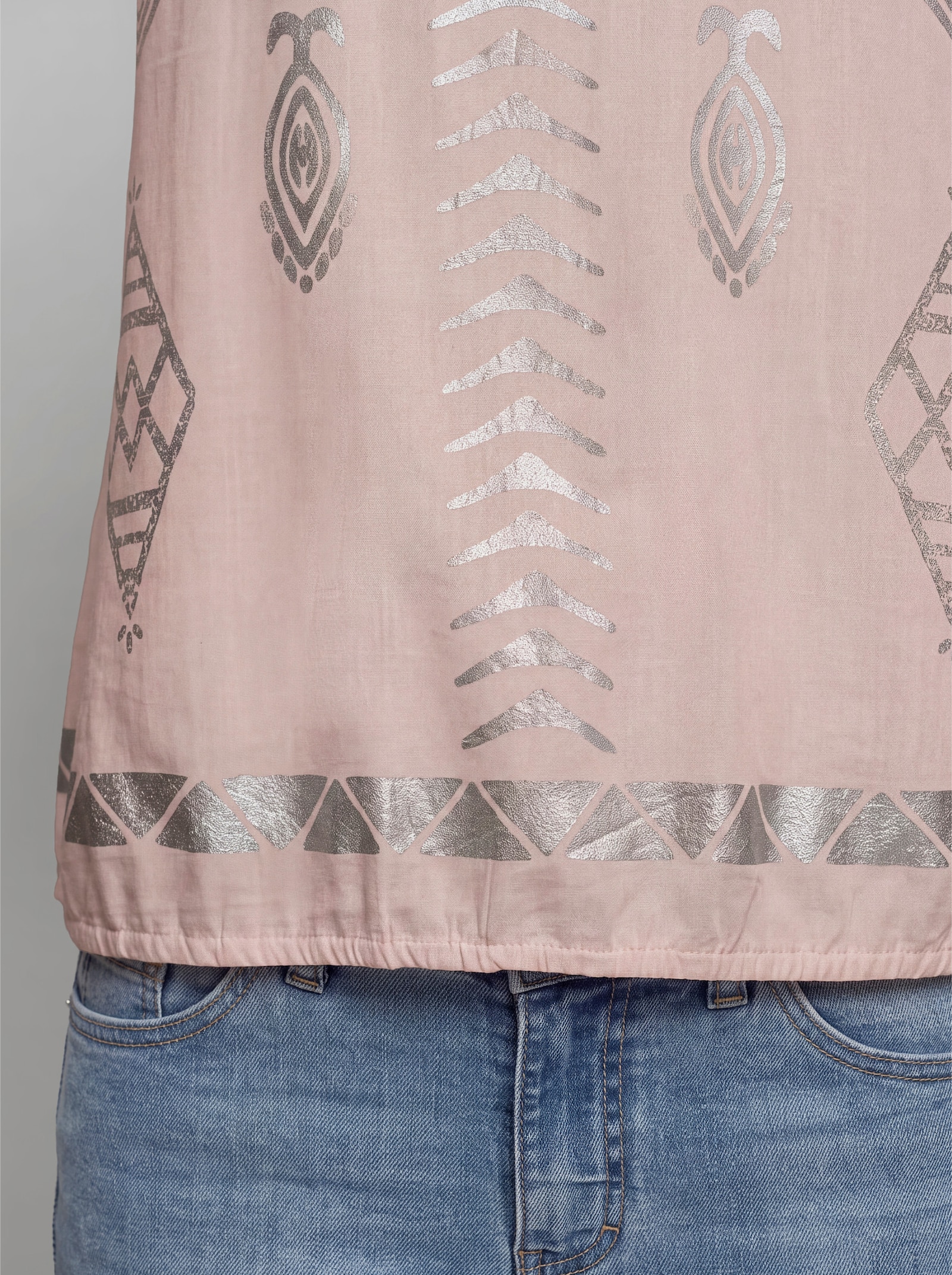 heine Baumwollbluse mit Folienprint - puder