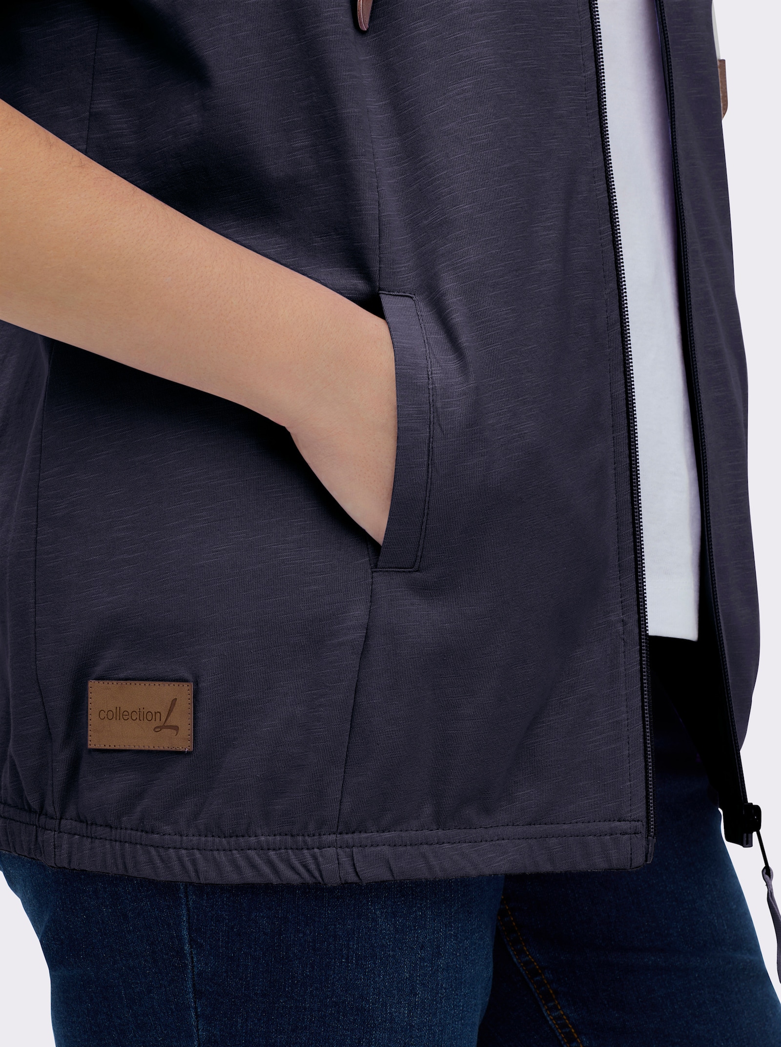 Sweatjacke mit Nahttaschen - marine