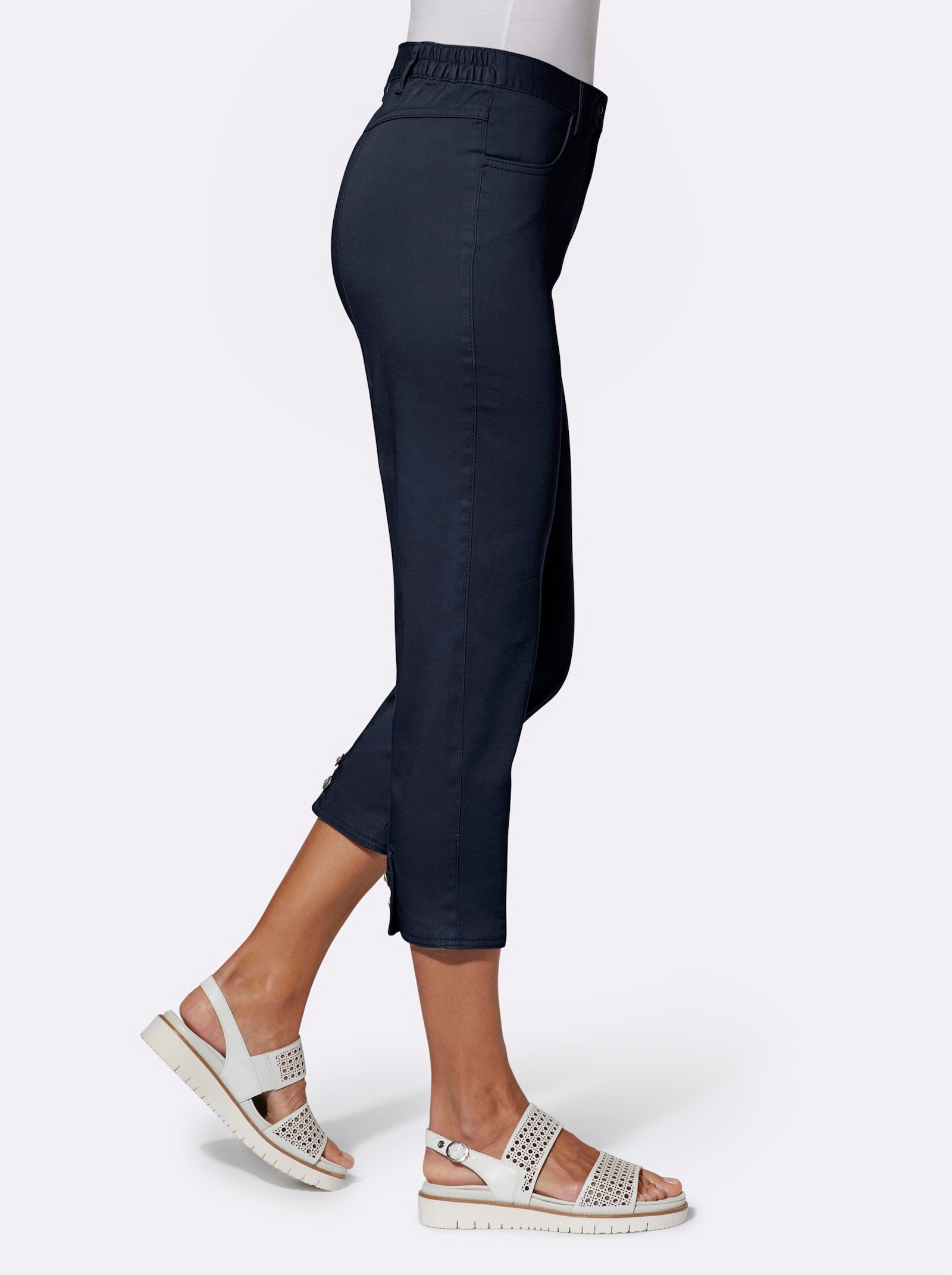 7/8-Jeans mit Schmuckknöpfen - marine