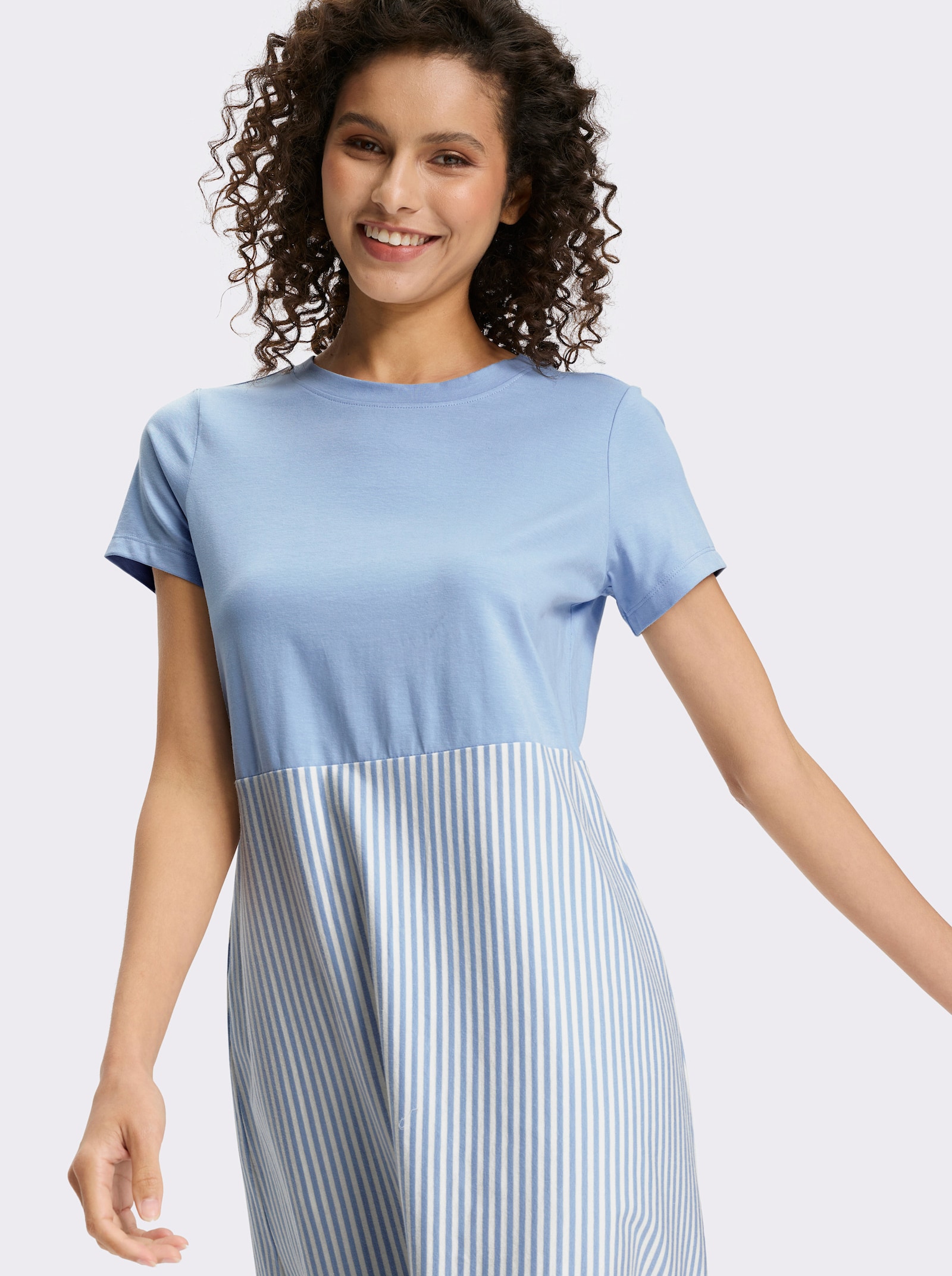 heine Jerseykleid mit Streifenmuster - eisblau-ecru-gestreift