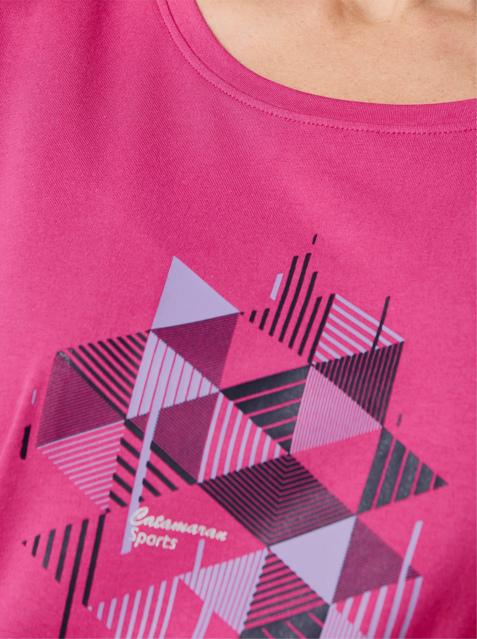 Catamaran Sports Freizeitshirt , hinten modisch länger - fuchsia