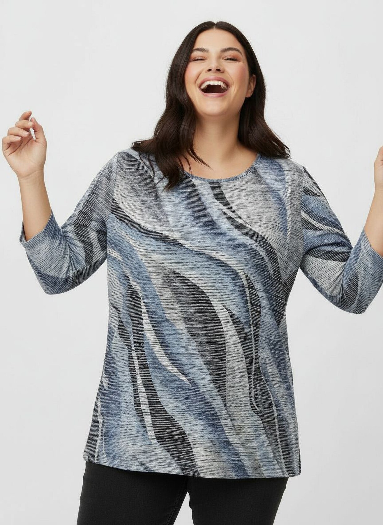 Rundhalsshirt im kombifreundlichen Druckmuster - taubenblau-hellgrau-bedruckt