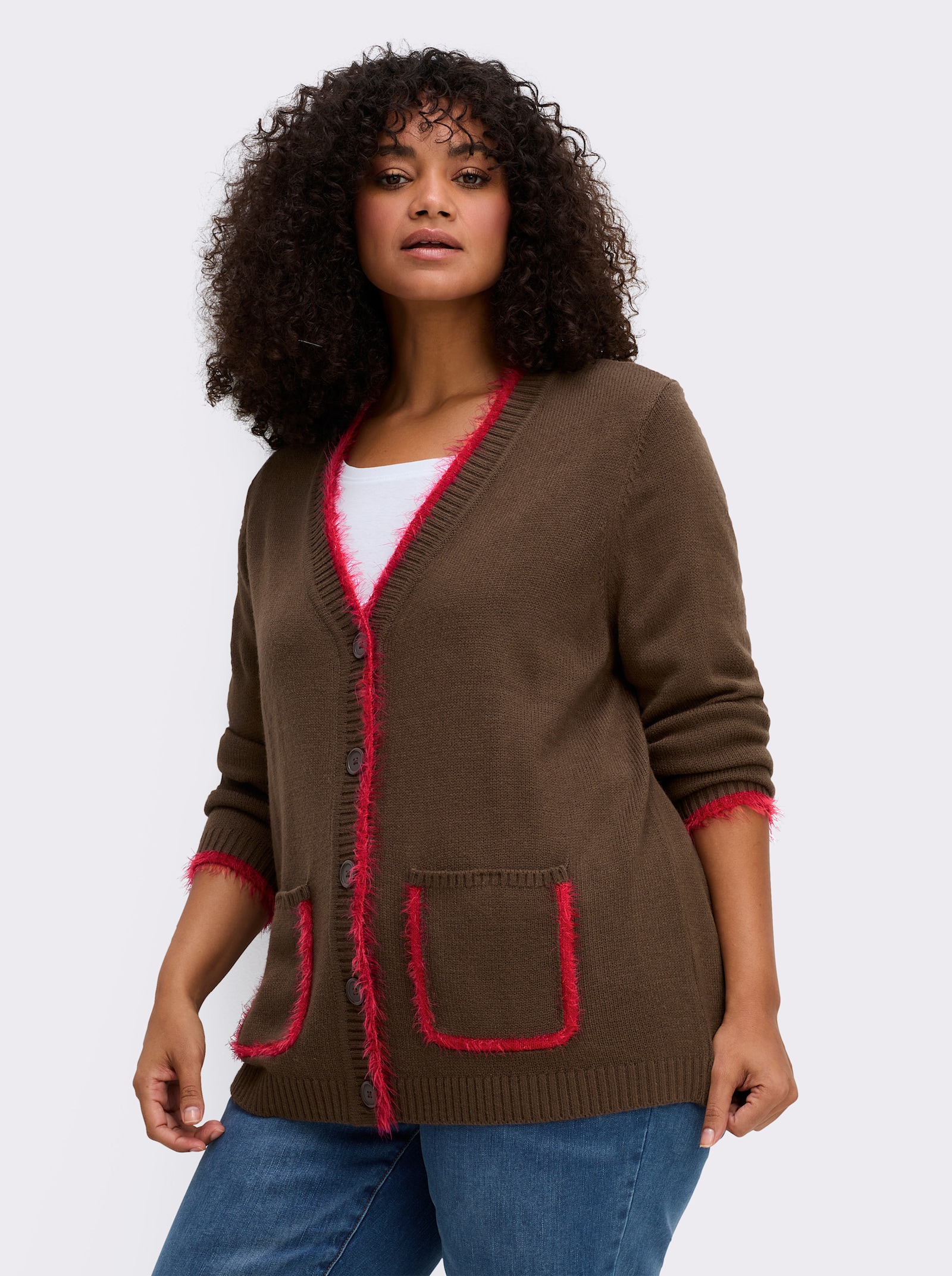 sheego Strickjacke mit Flauschgarn-Kanten - schoko-kirsche