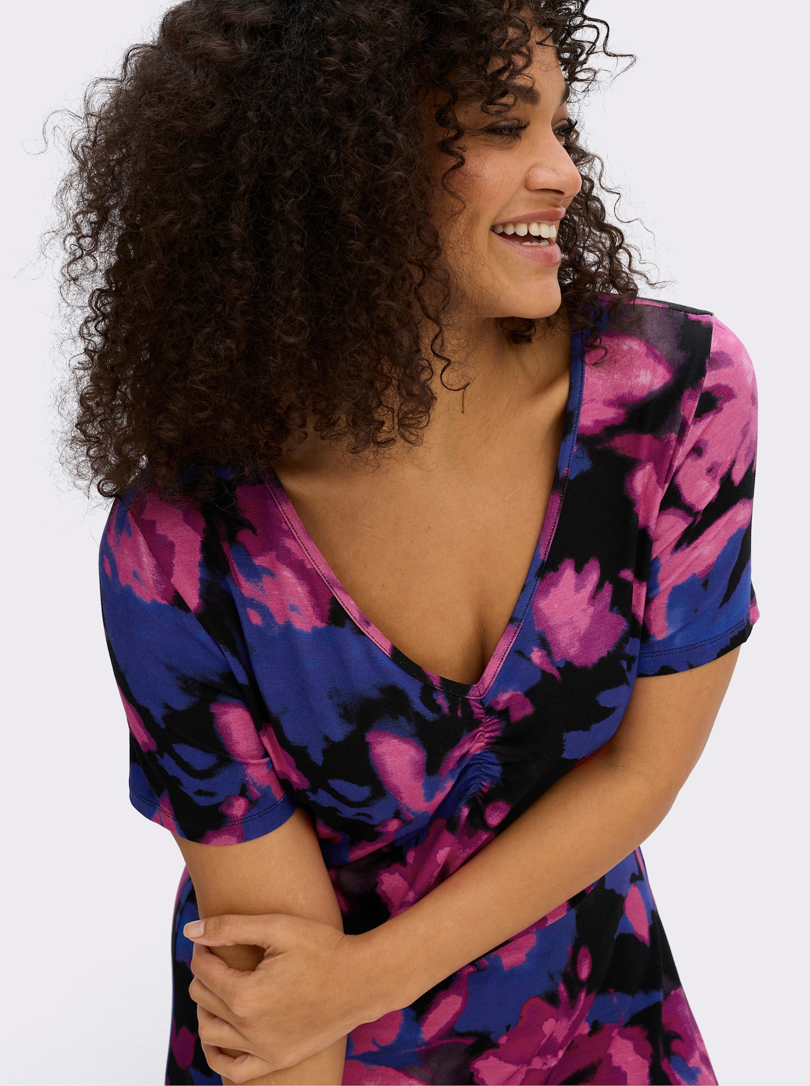 sheego by Joe Browns Jerseykleid mit leuchtendem Blumenmuster - schwarz-pink-gemustert