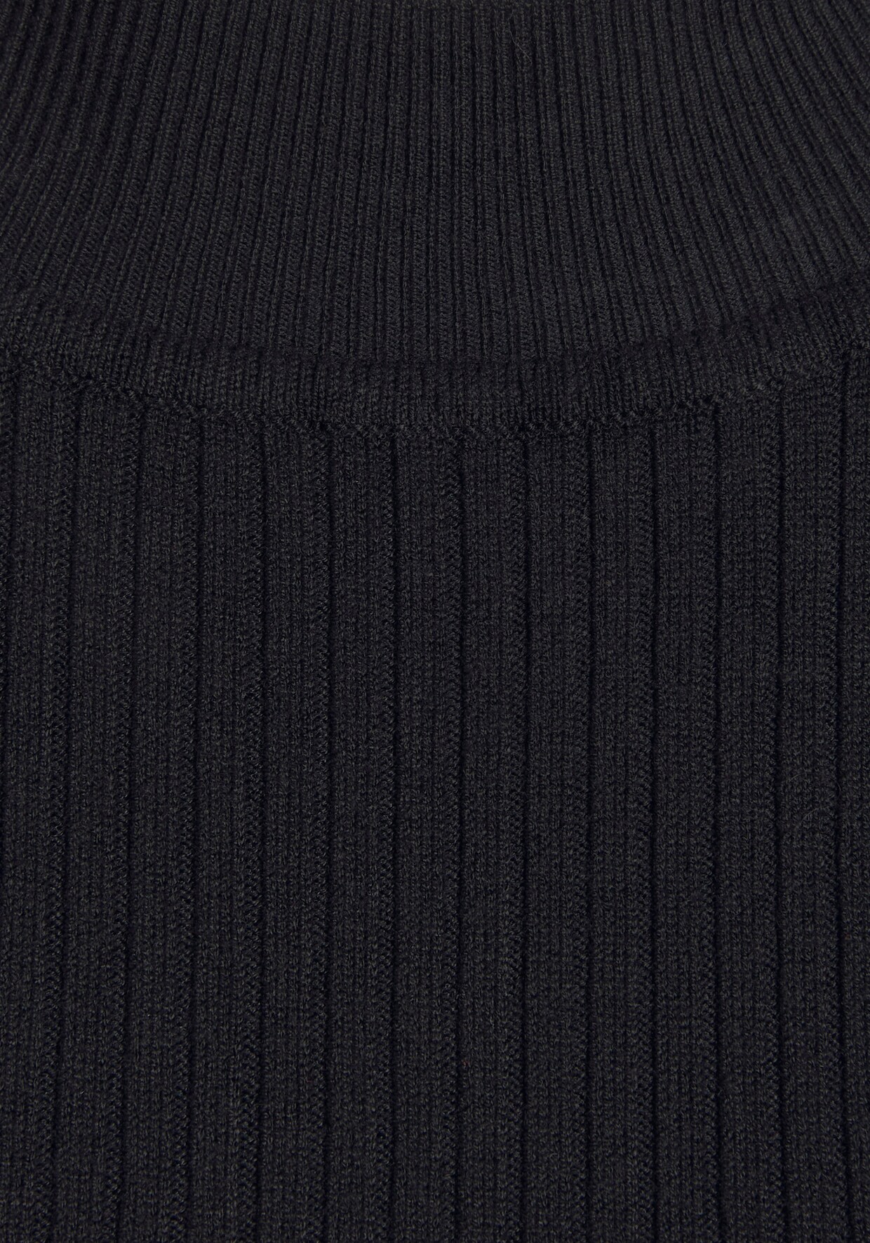 LASCANA Pullover met korte mouwen - zwart