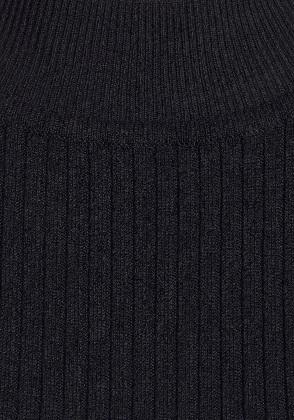 LASCANA Pullover met korte mouwen - zwart