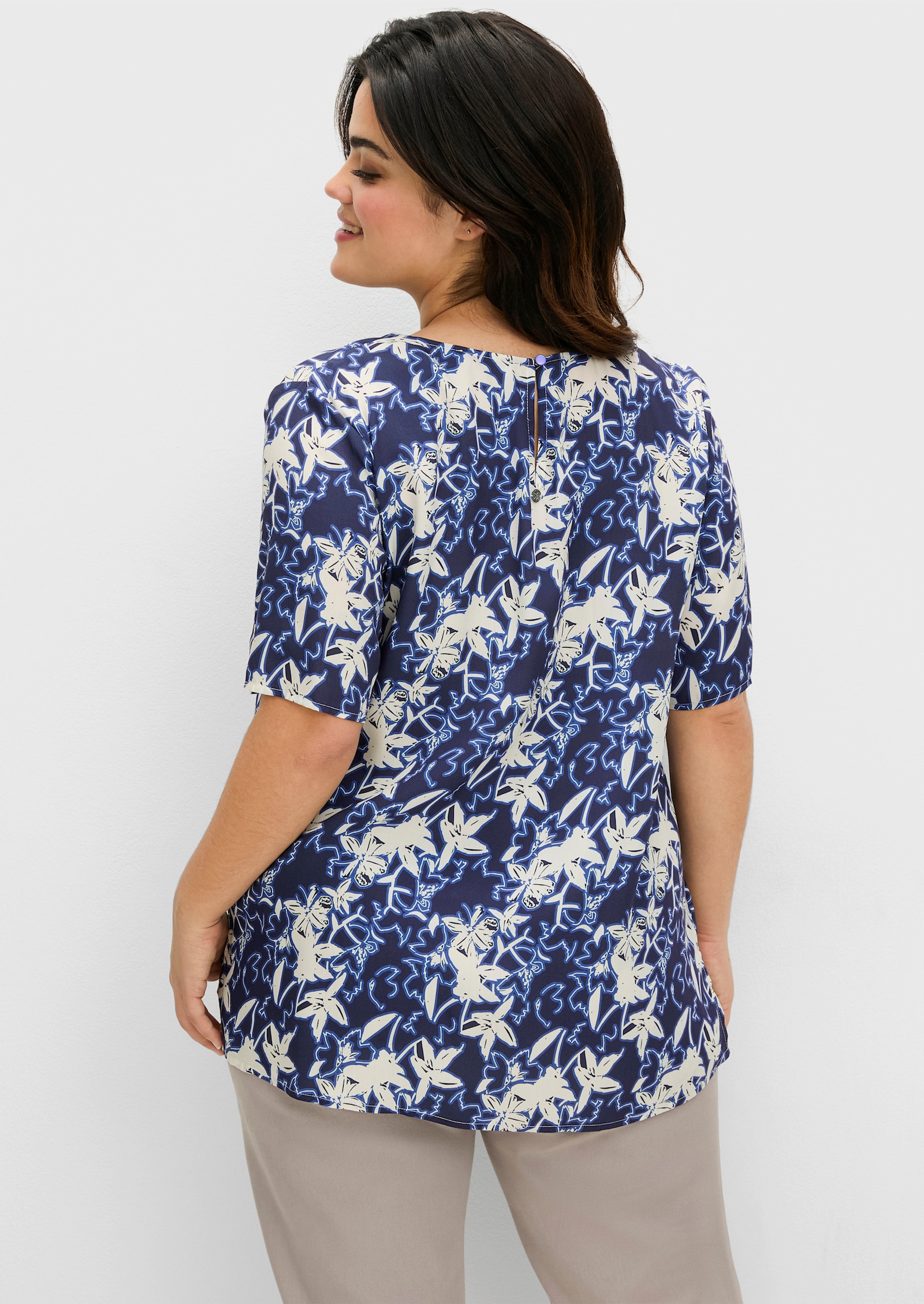 sheego Tunika mit Blumenprint und V-Ausschnitt - tiefblau-gemustert