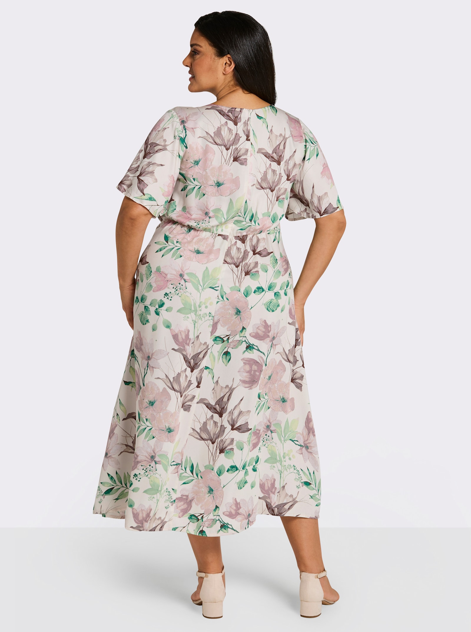 sheego Blumenkleid mit Flügelärmeln und Knotendetail - champagner-puder-bedruckt