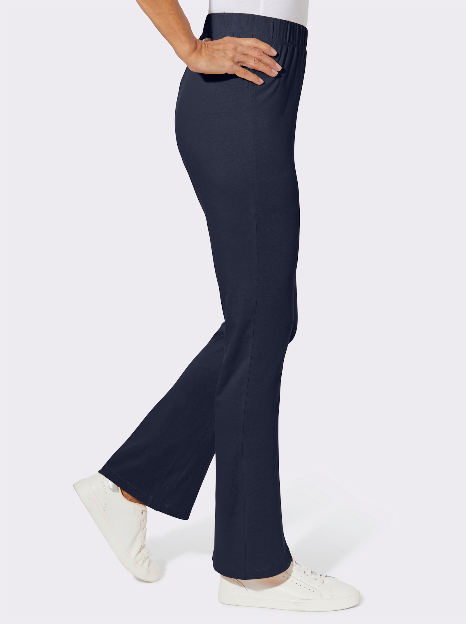 Športové nohavice, zvonový strih - námornícka modrá