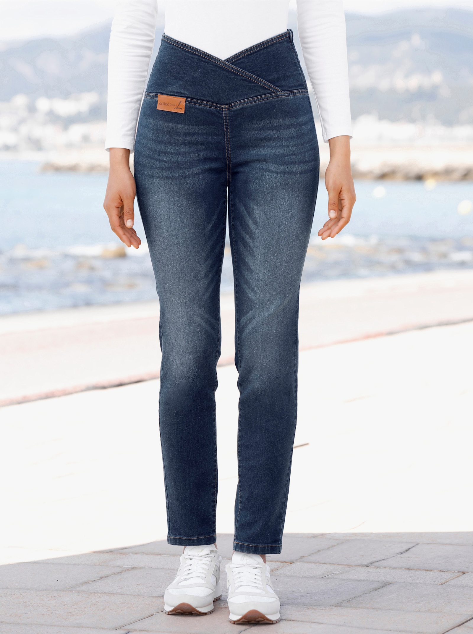 Stretch-Jeans mit überlappendem Bund - blue-stone-washed