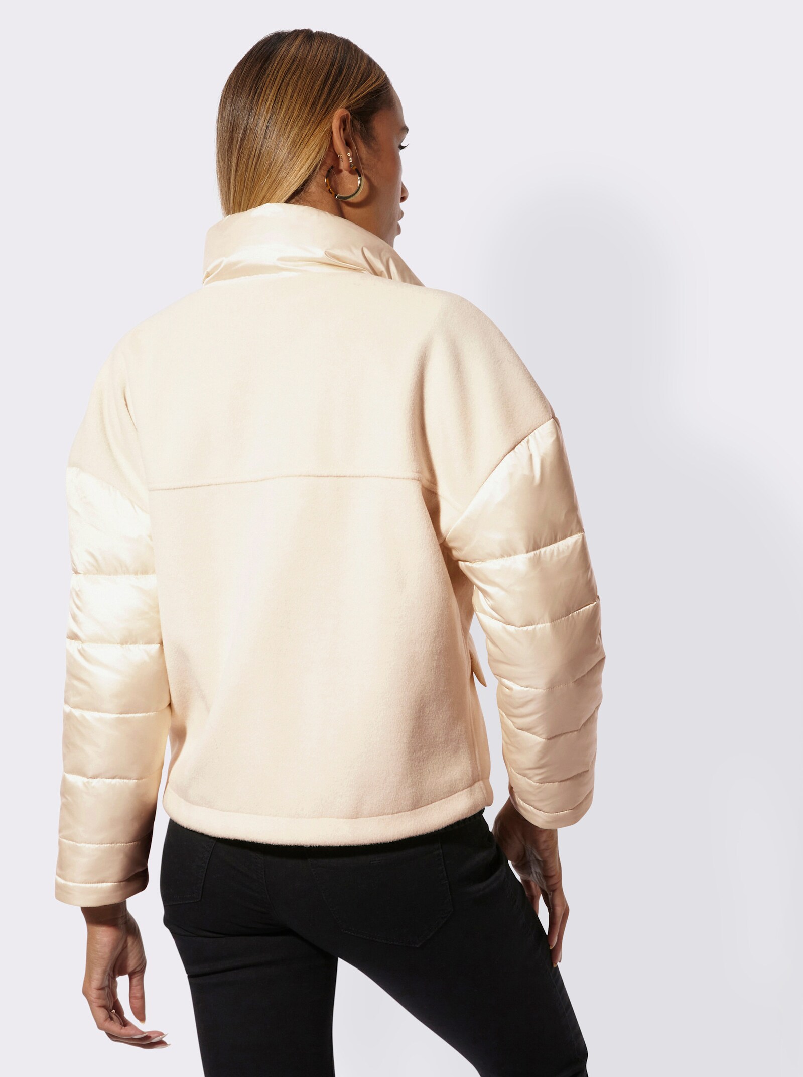 Kurzjacke im lässigen Schnitt - champagner