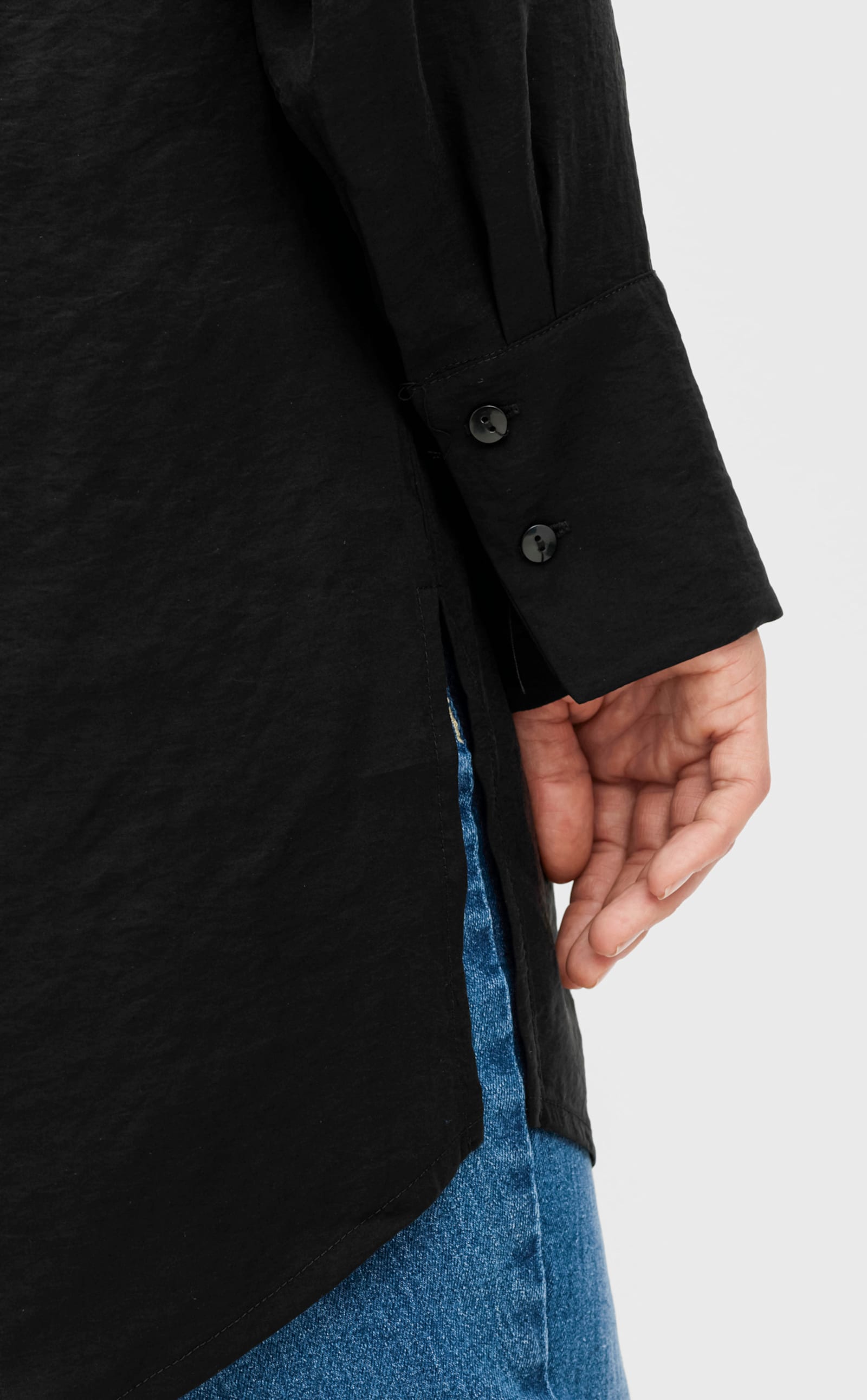 sheego Longbluse mit Raffungen - schwarz