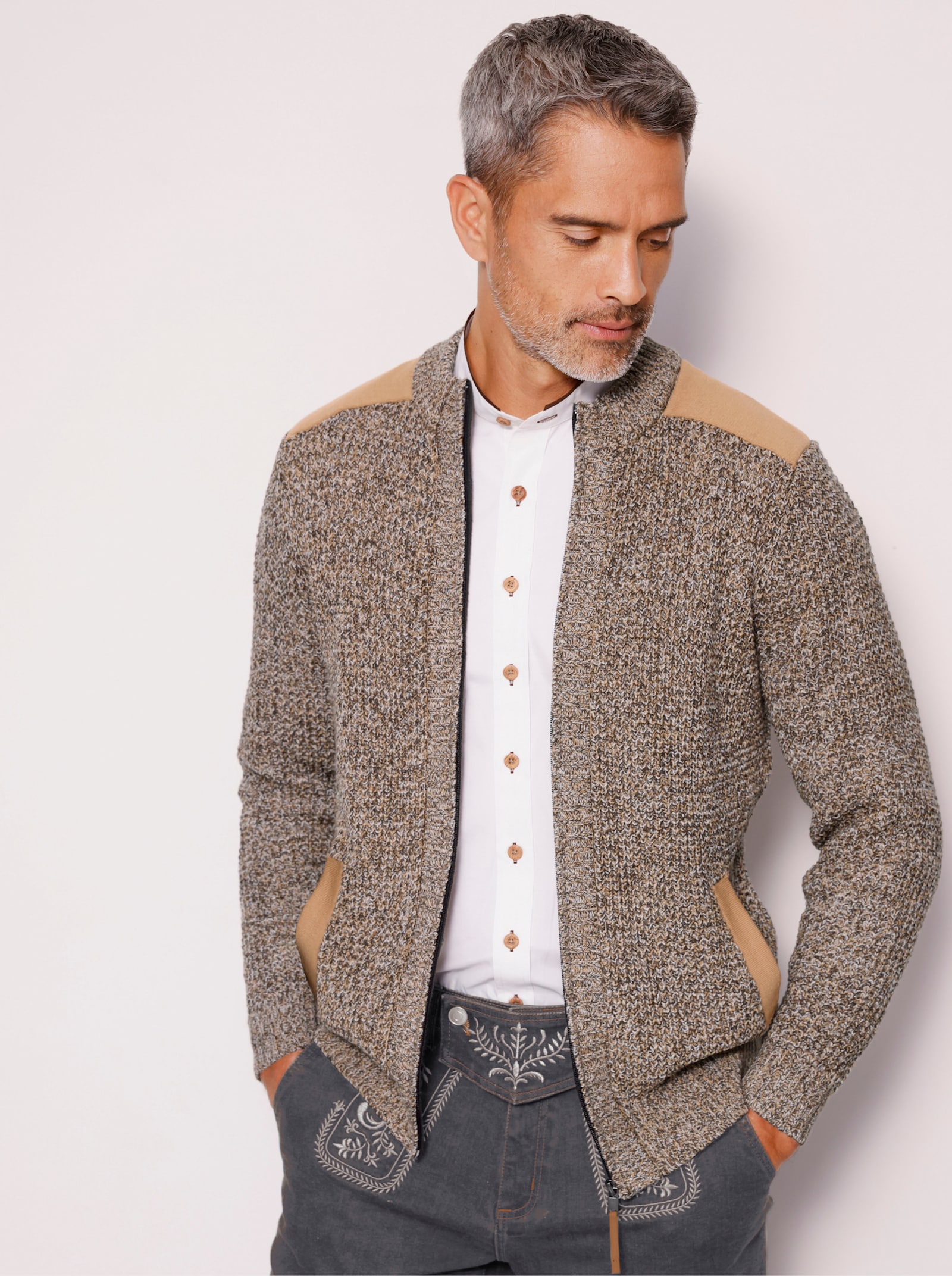 Strickjacke aus Melange-Strick - schoko-meliert