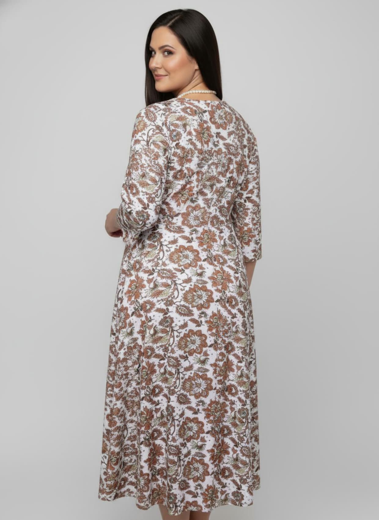 Druckkleid in Maxi-Länge - weiß-papaya-gemustert