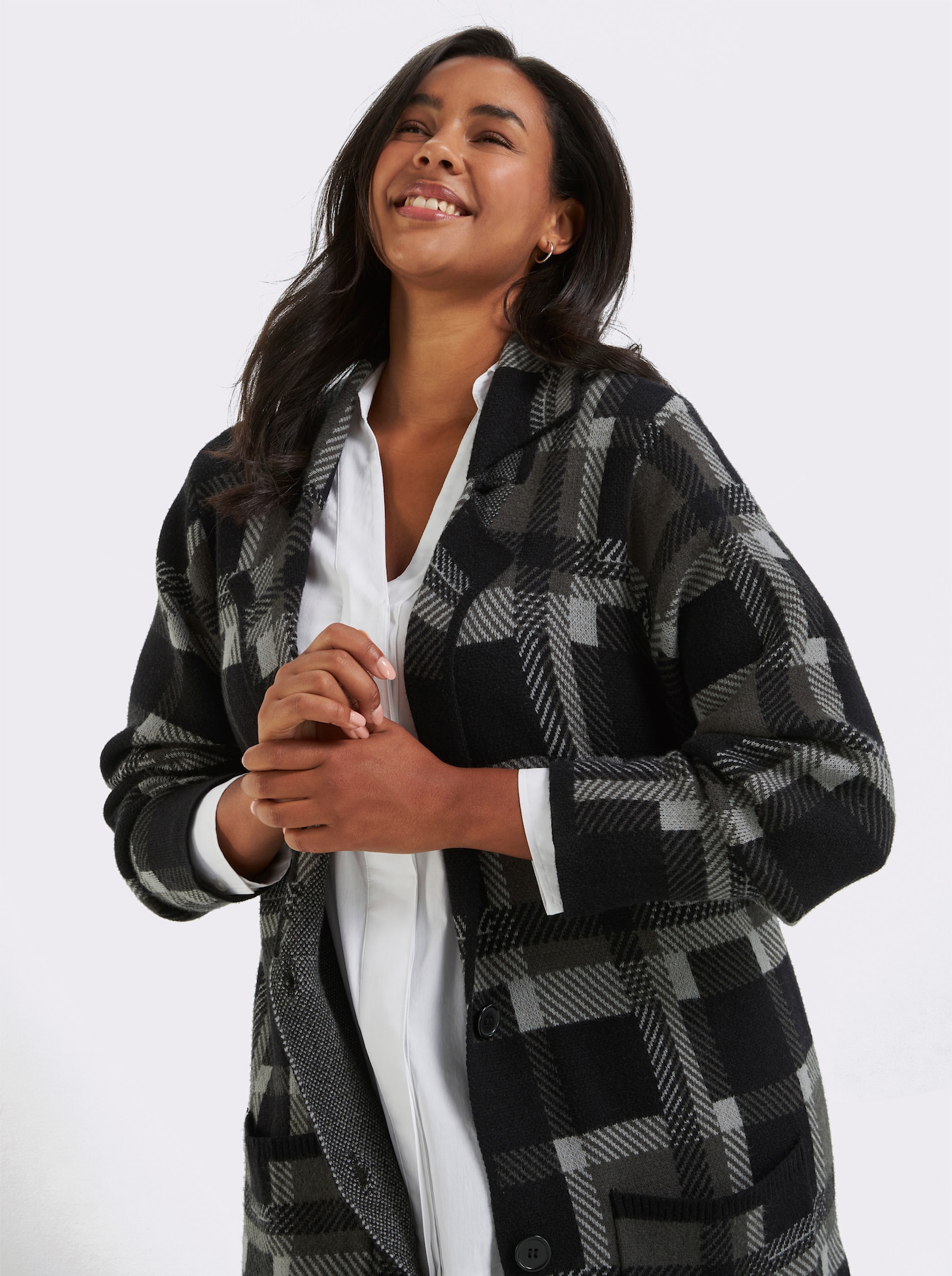 sheego Longstrickjacke mit Allover-Karomuster - schwarz-graphit-kariert