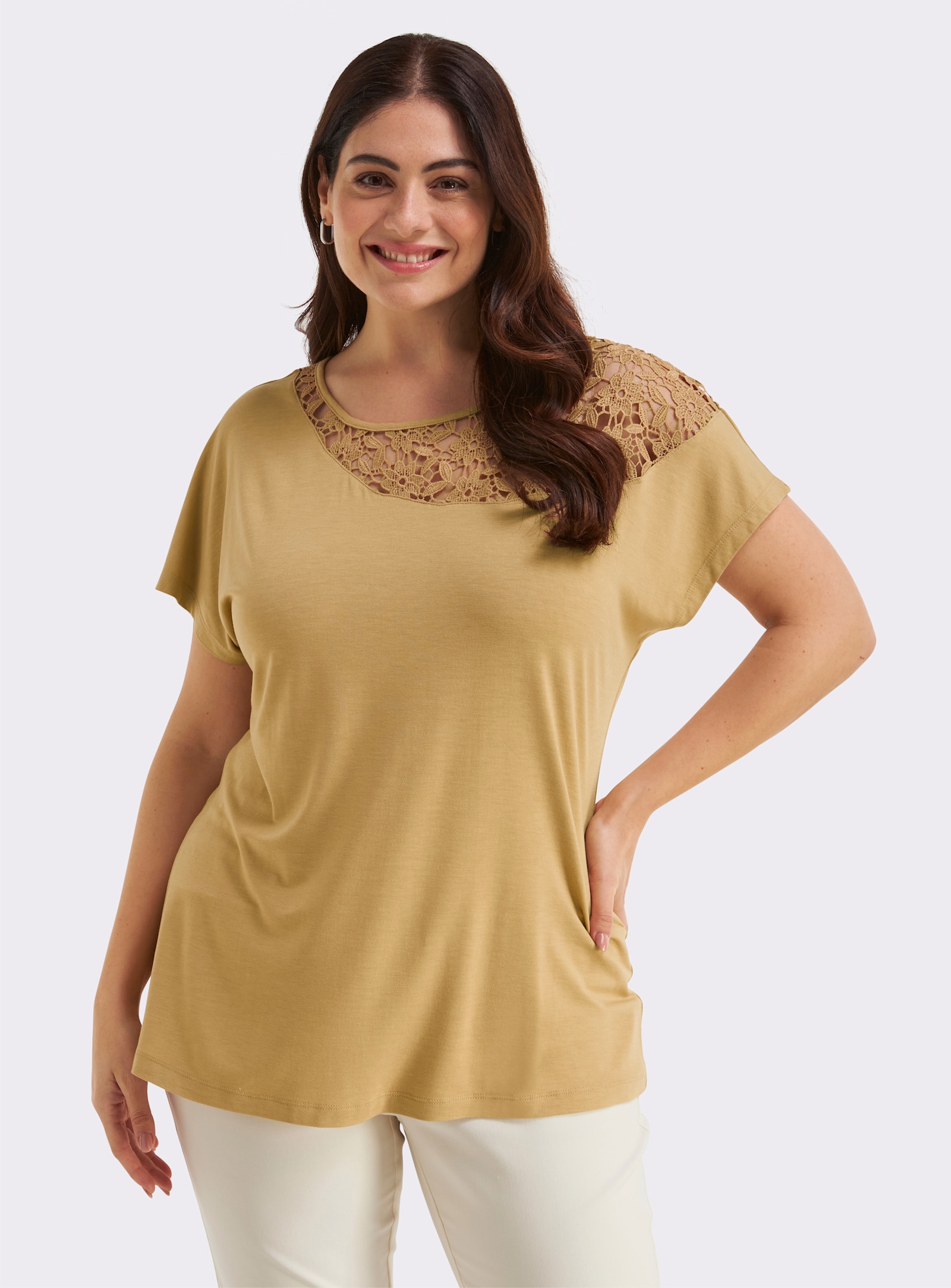 sheego Kurzarmshirt mit floraler Spitze - camel