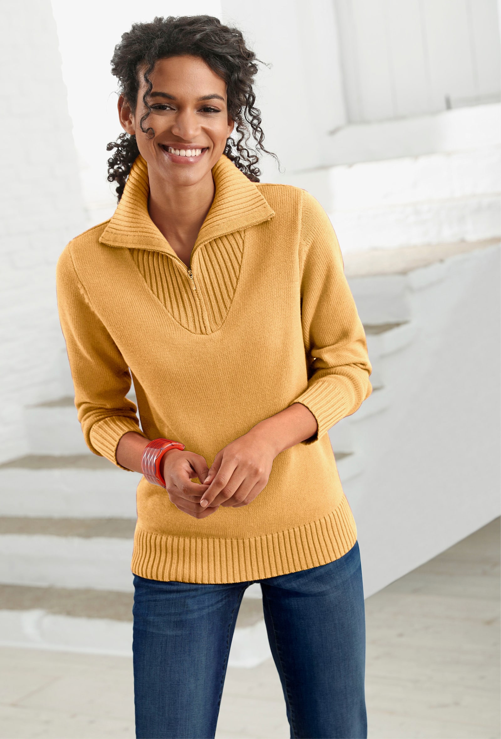 Troyer mit breiten Rippabschlüssen - maisgelb