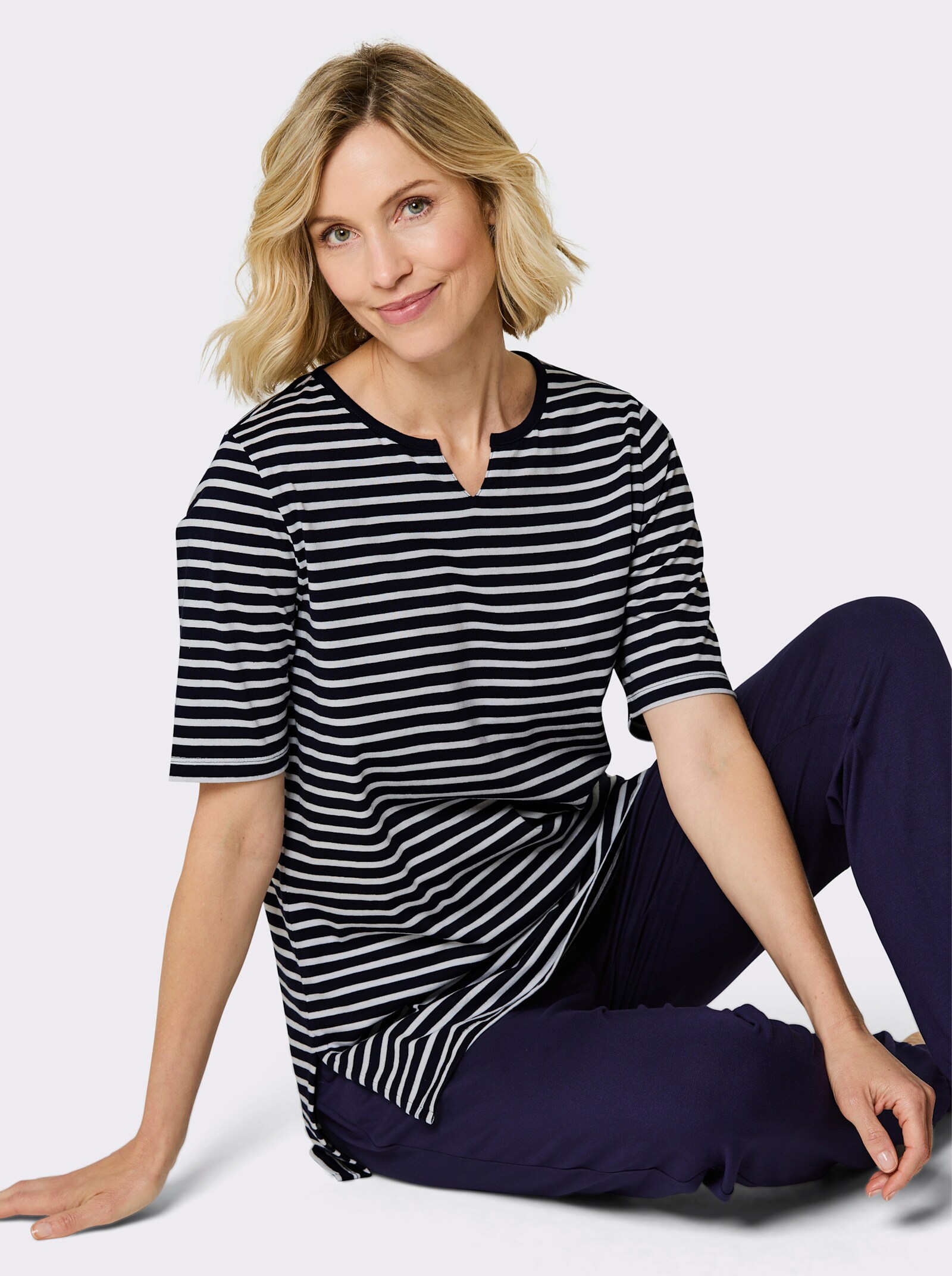 feel good Rundhalsshirt mit Halbarm - marine-weiß