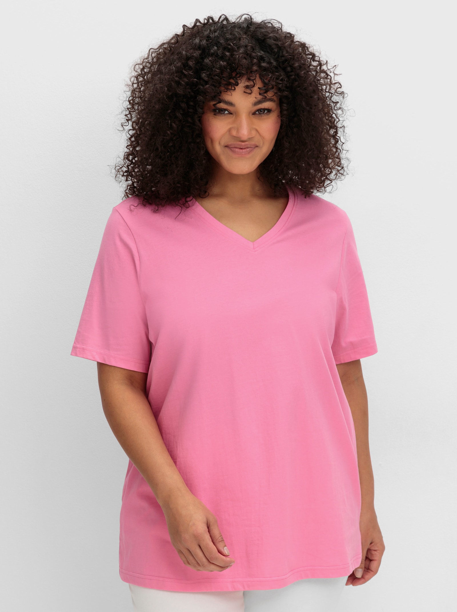sheego V-Shirt aus leichtem Jersey - blumiges pink