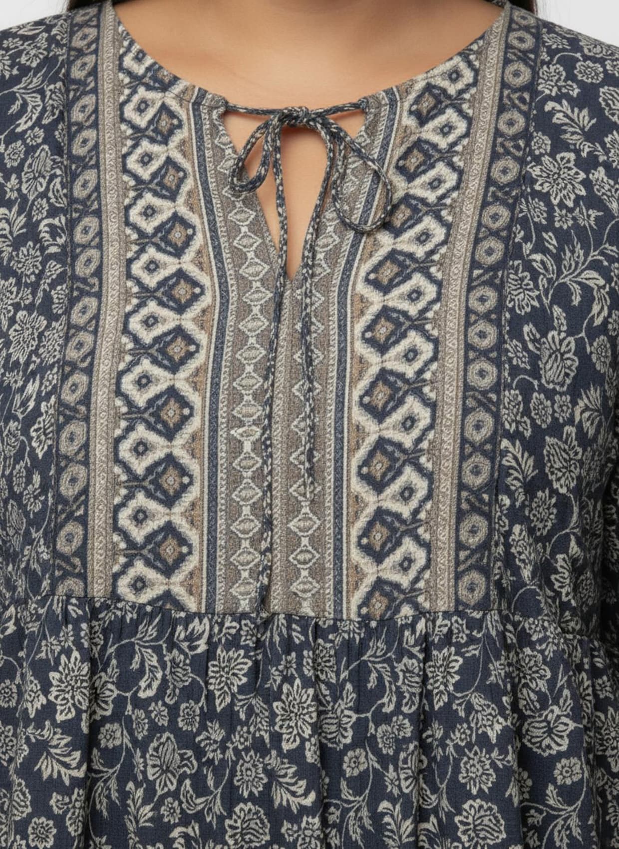 Druckbluse in Tunikaform - rauchblau-champagner-bedruckt