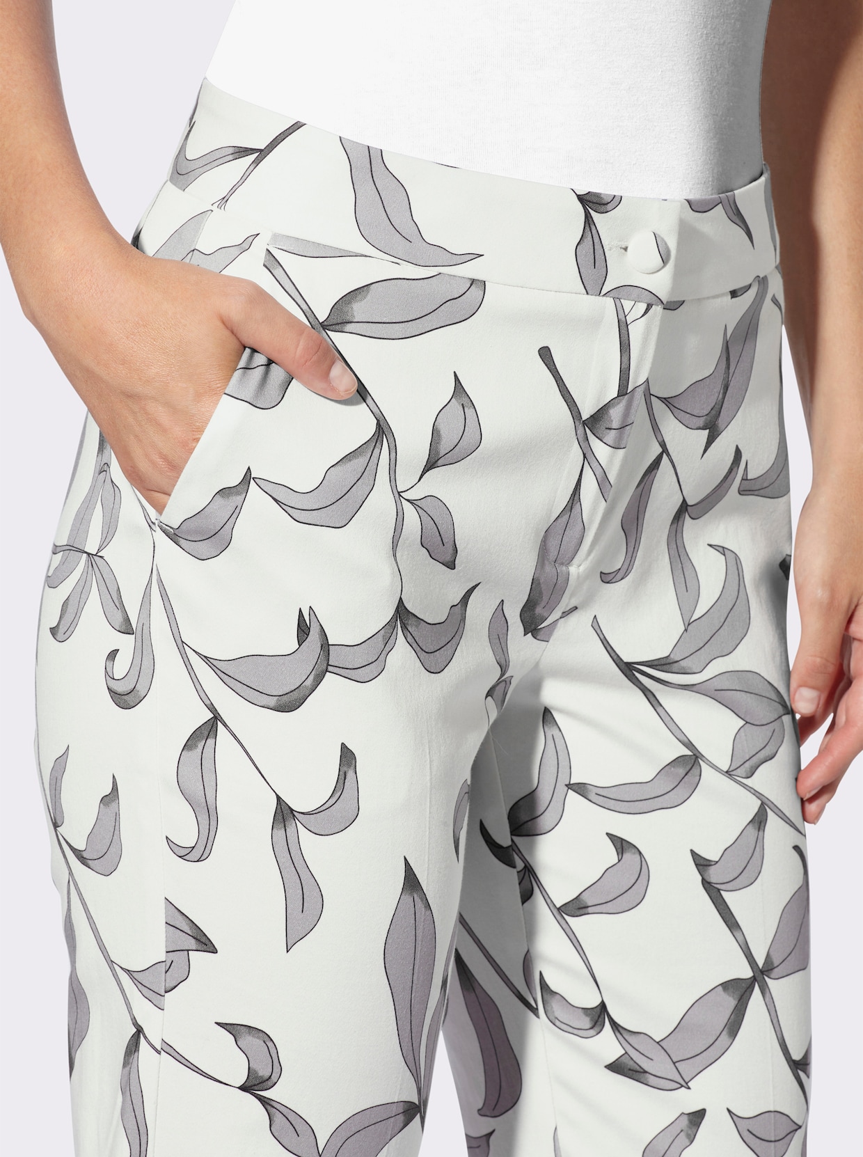 heine Druckhose - ecru-schwarz-bedruckt
