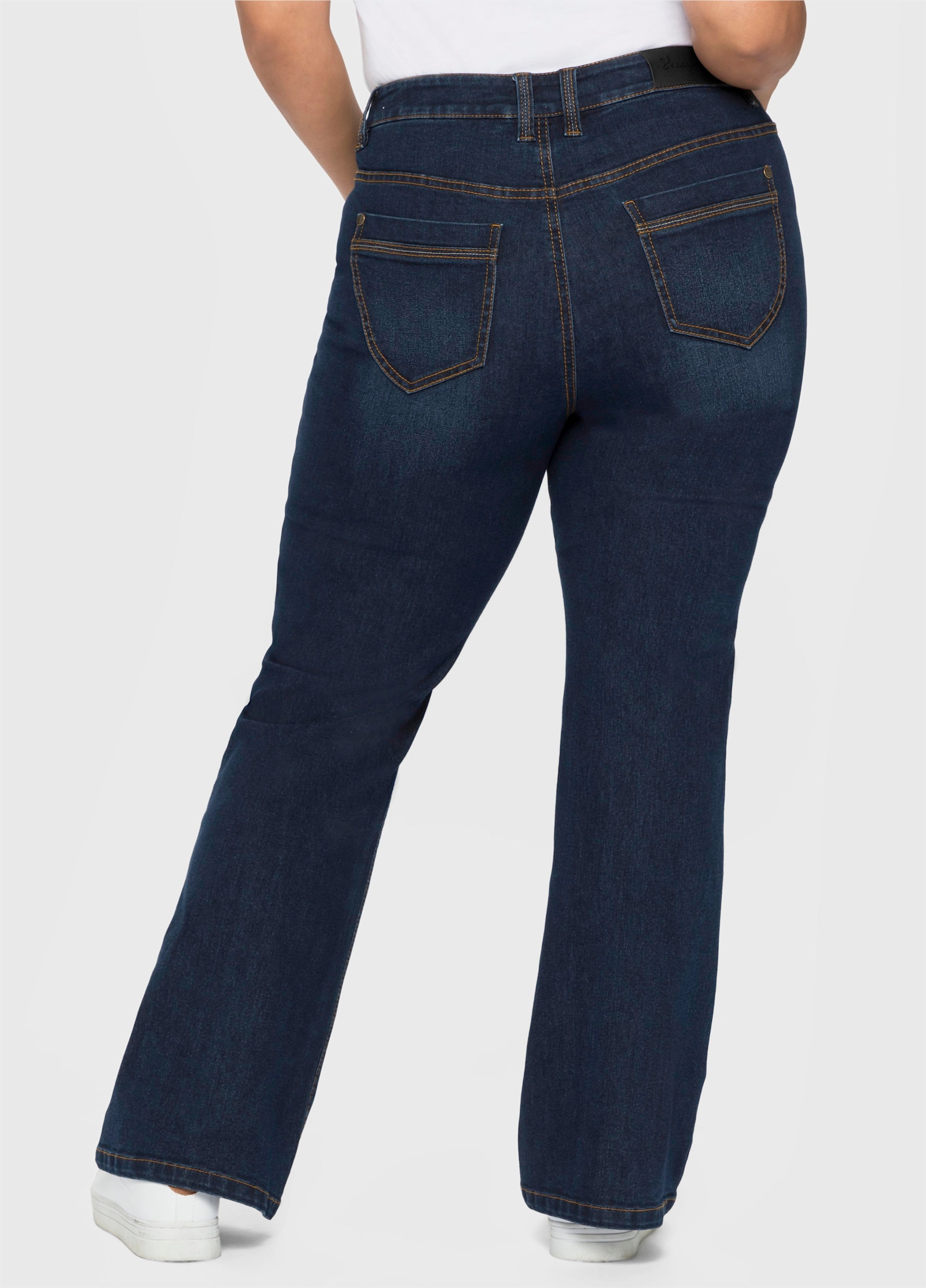 sheego Bootcut-Jeans mit innen regulierbarer Bundweite - dark blue denim